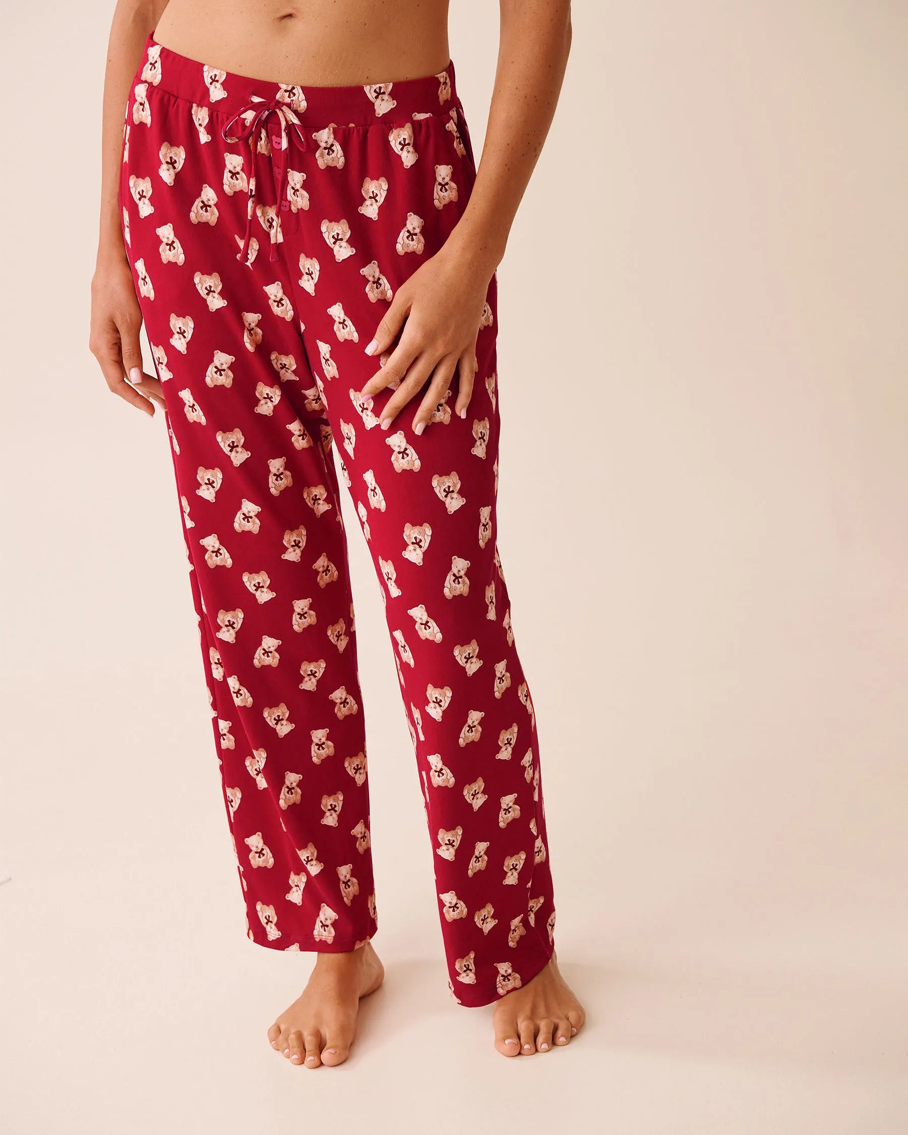 La Vie en Rose_Savvy Red Teddy Bear_Teddy Bear Print Super Soft Pajama Pants_40200800_P60429_01