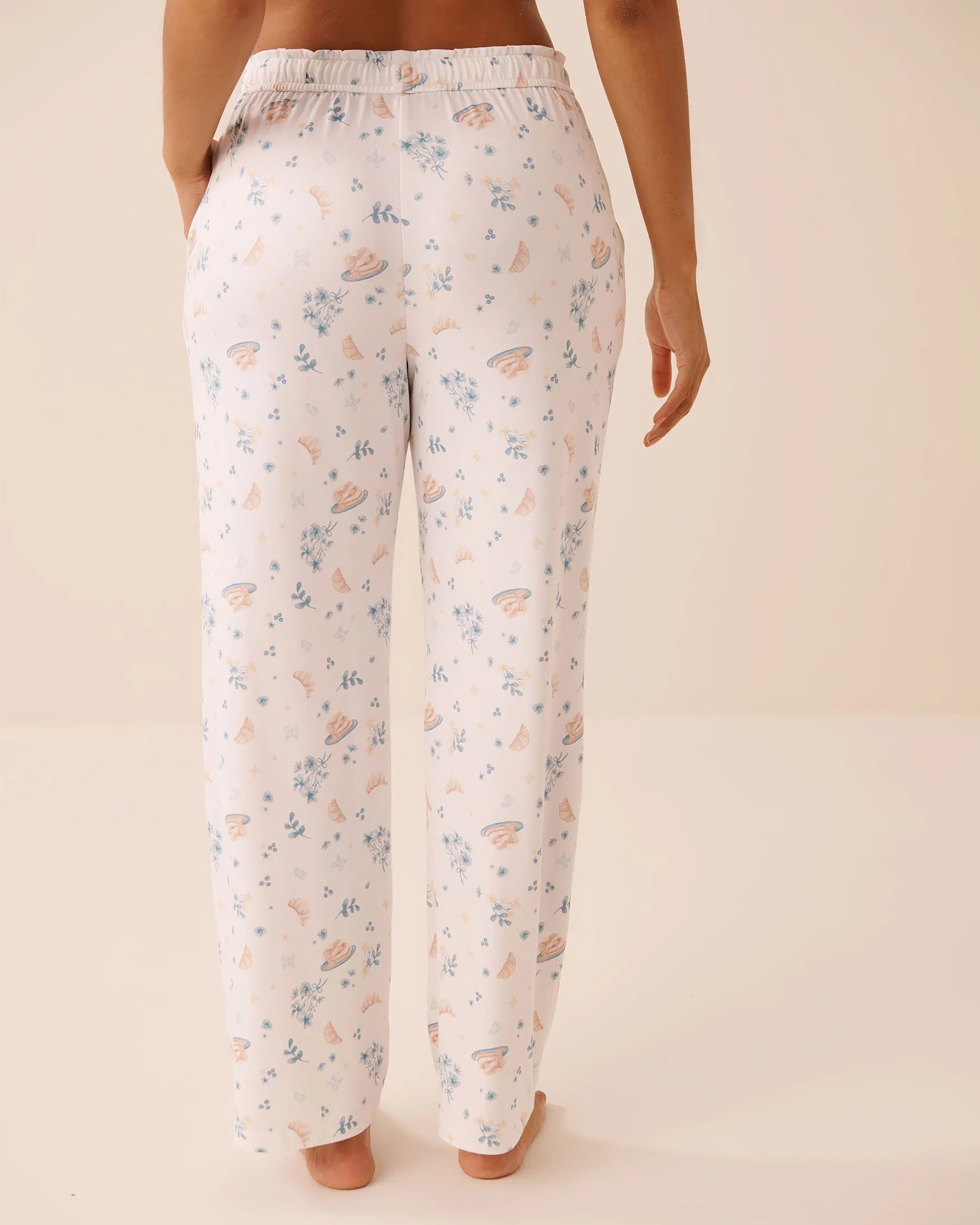 La Vie en Rose Snow White Brunch Women Brunch Print Super Soft Pajama Pants SKU: 40200827_P10587 Image 02