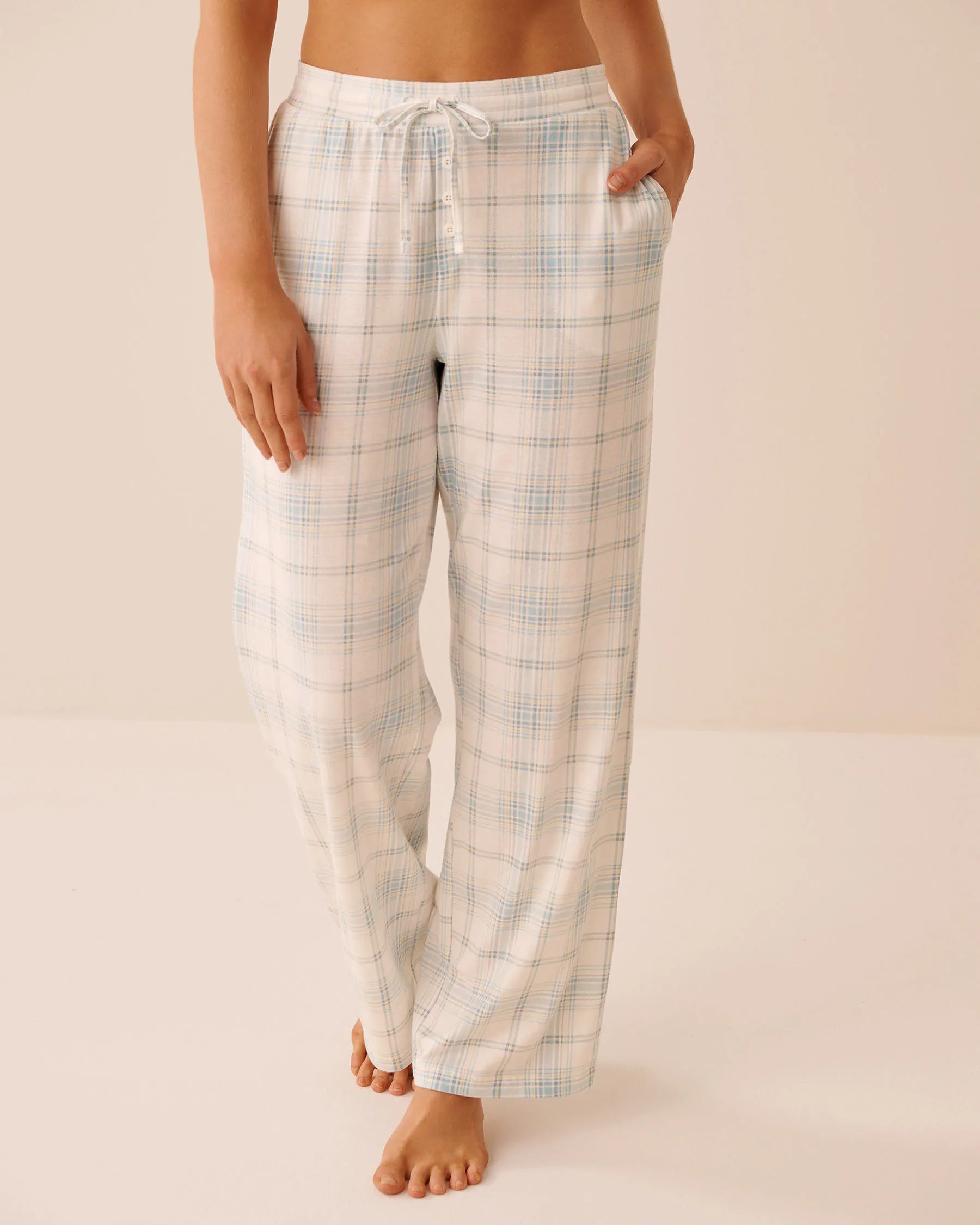 La Vie en Rose Stratosphere Plaid Women Blue Plaid Print Pajama Pants SKU: 40200834_P40556 Image 01
