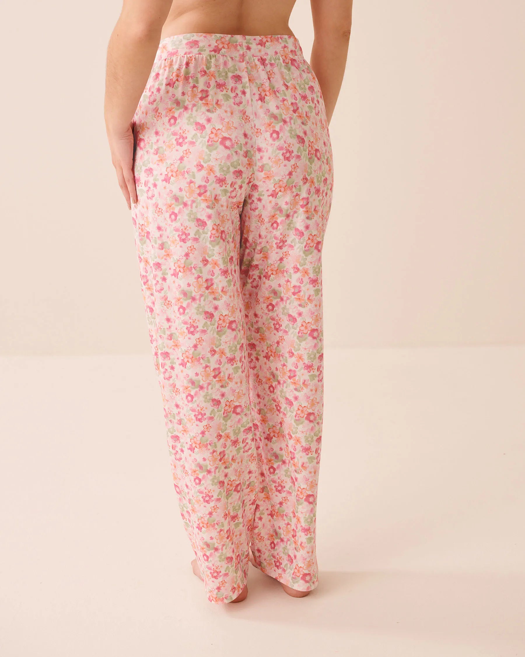La Vie en Rose Watercolor Floral Women Watercolour Floral Print Super Soft Pajama Pants SKU: 40200843_P10605 Image 02