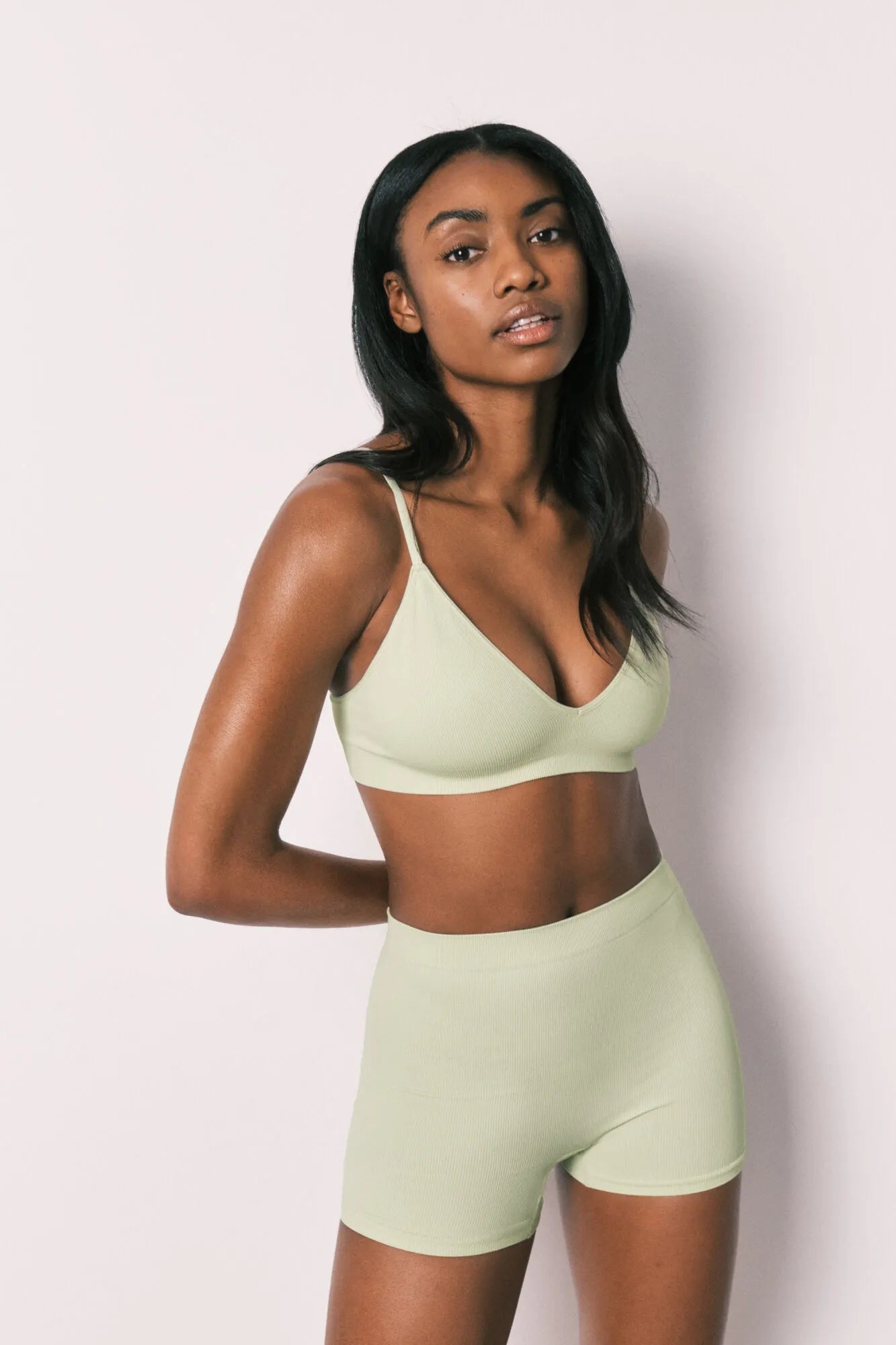 Women Secret Green Women Green Seamless Plain Triangle Top SKU: 4023901_25 Image 07