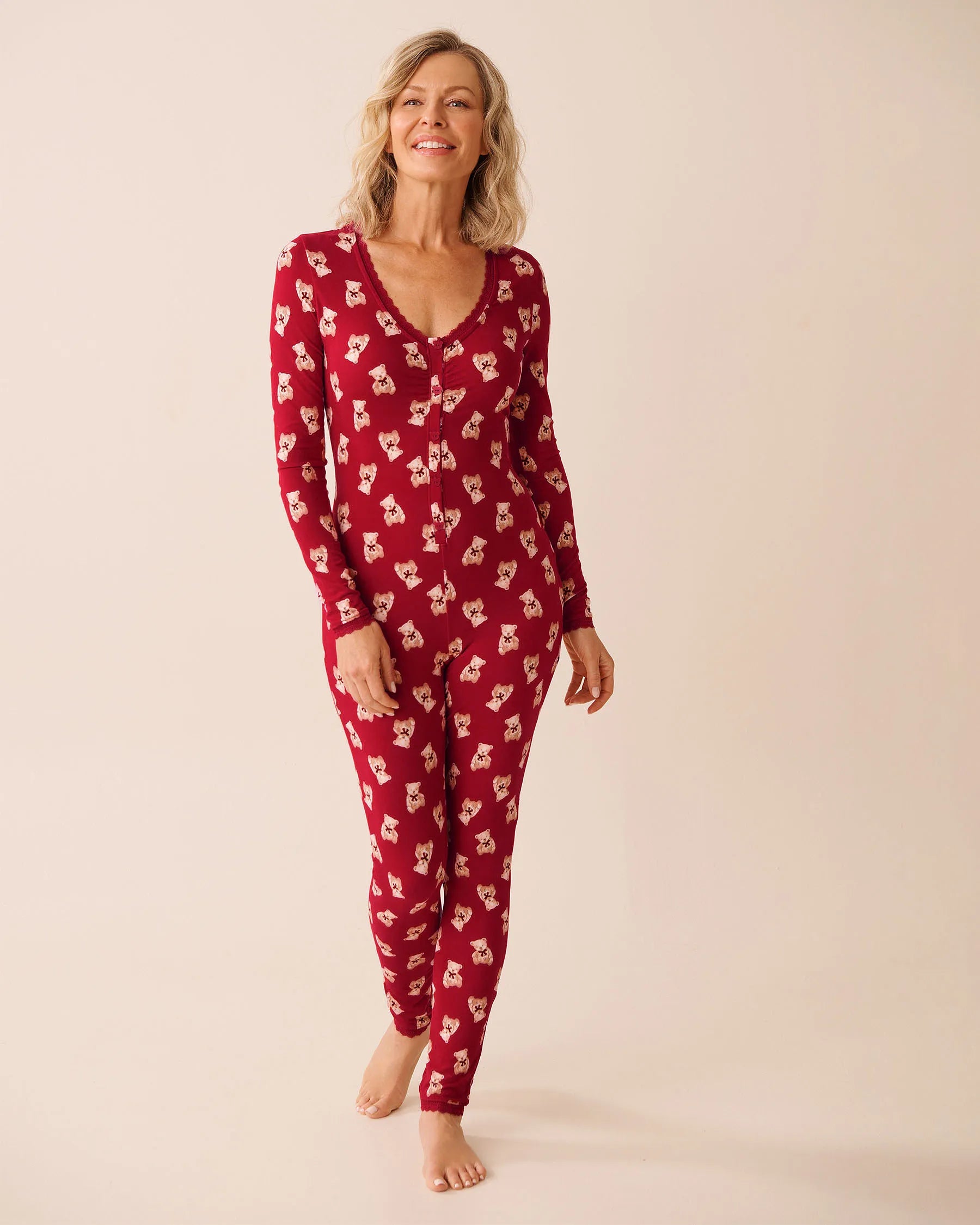 La Vie en Rose_Savvy Red Teddy Bear_Teddy Bear Print Super Soft Long Sleeve Jumpsuit_40300066_P60429_01