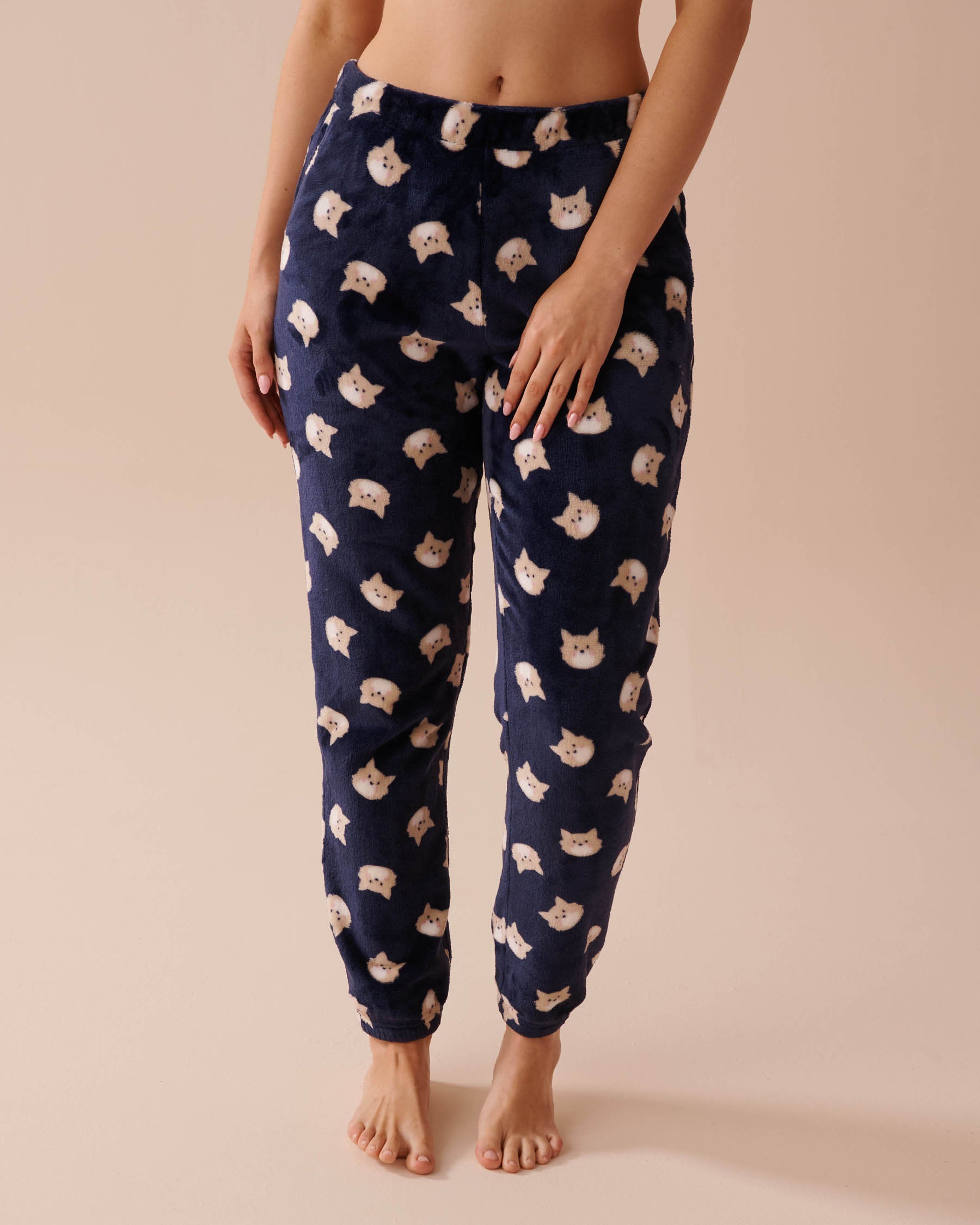 Cat Print Soft Plush Pajama Set_40400070_P40356_04