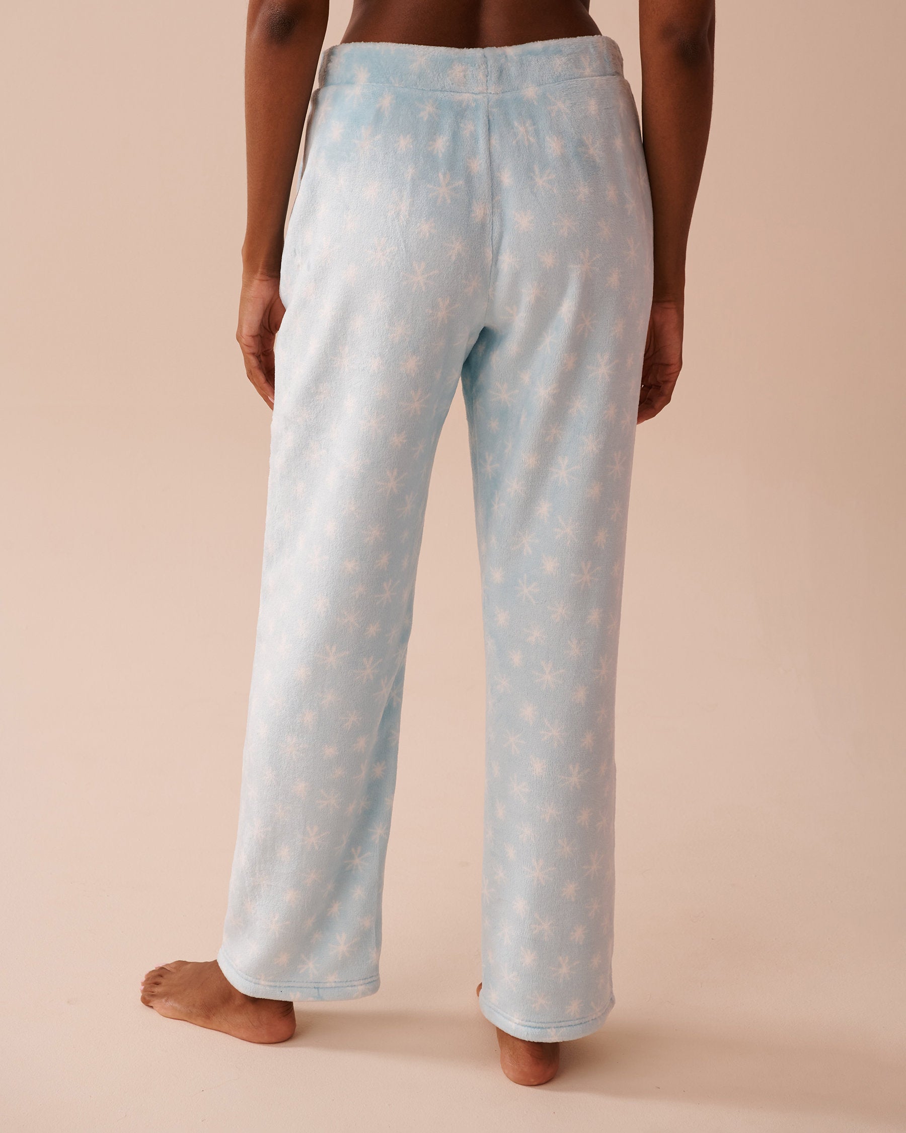 Penguin & Snowflake Print Soft Plush PJ Set_40400076_P40389_05