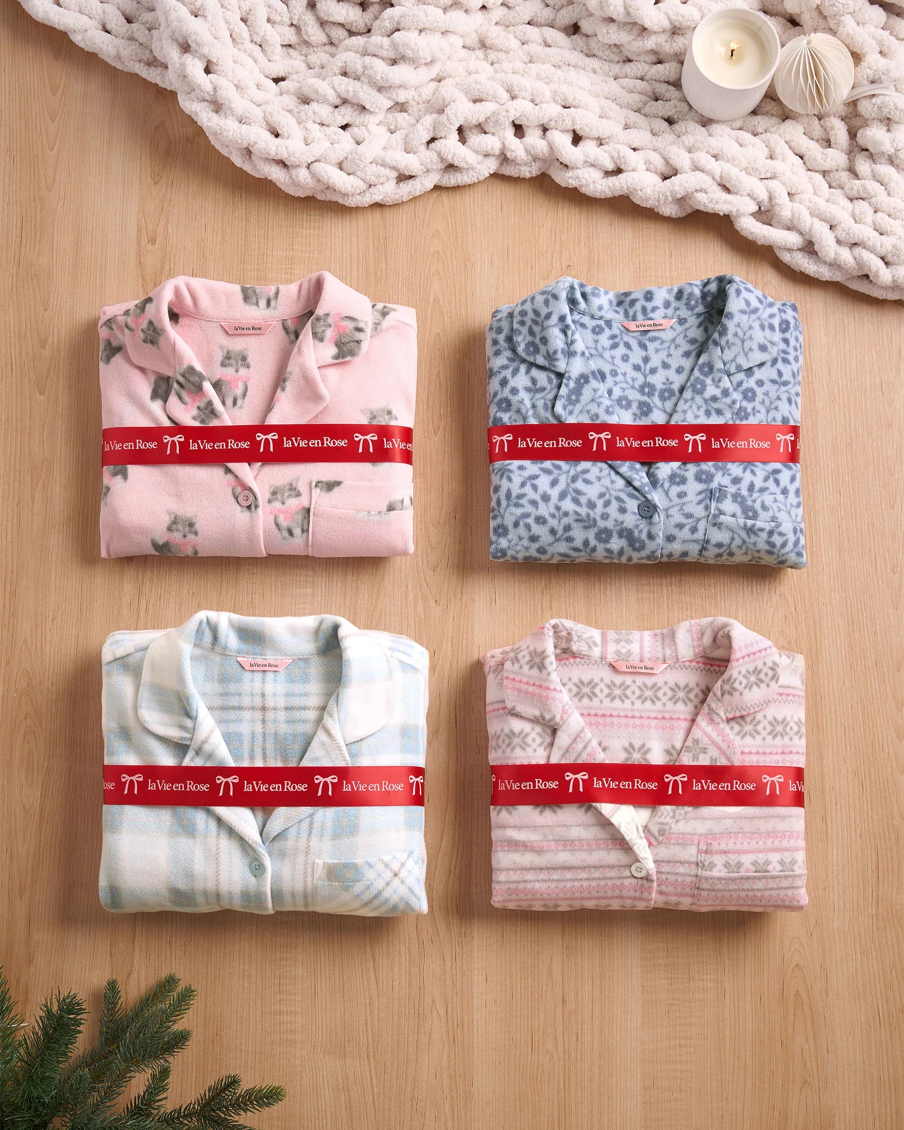 La Vie en Rose_Cashmere Blue Plaid_Blue Plaid Microfleece Pj Set_40400090_P40498_06