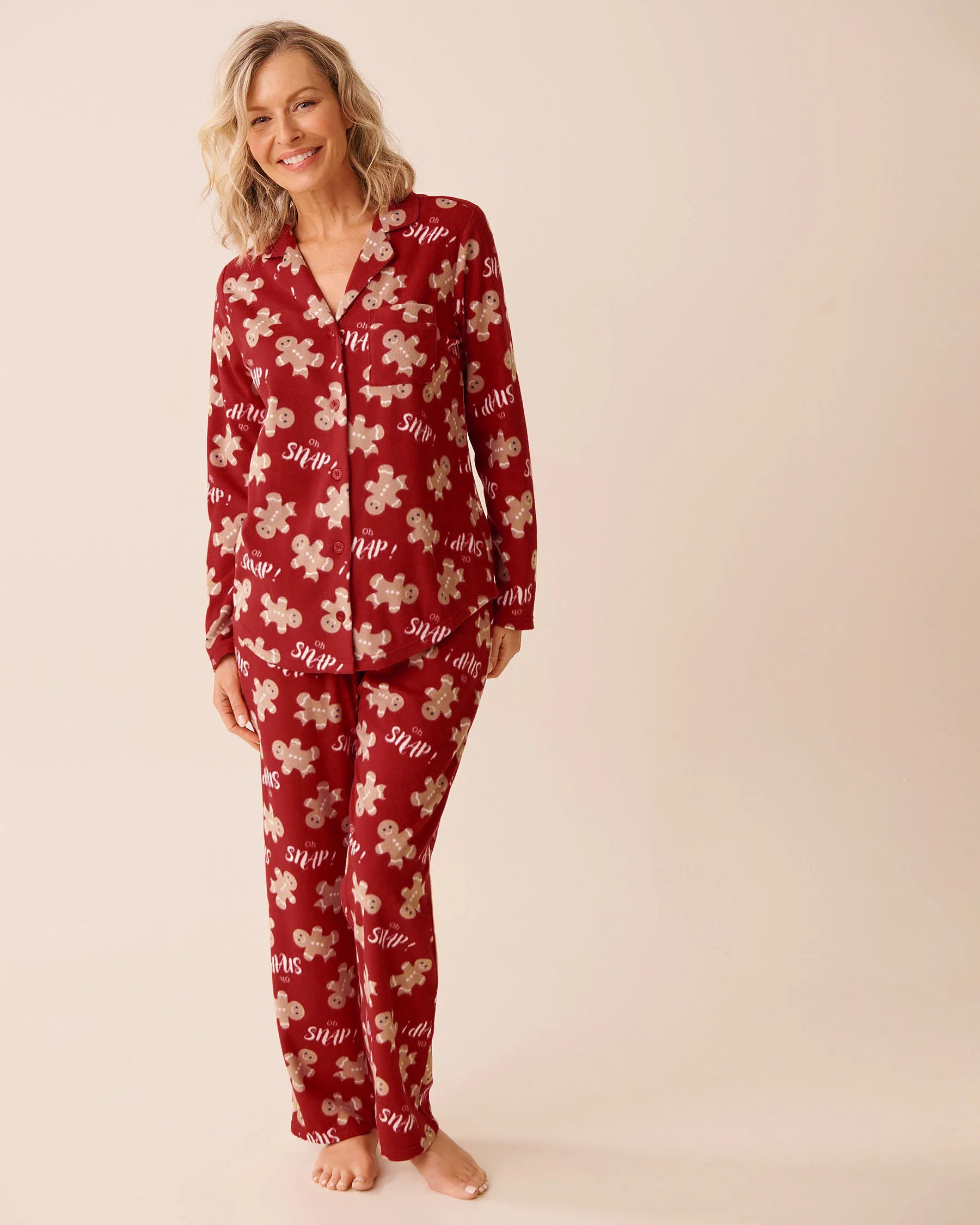La Vie en Rose_Savvy Red Gingerbread_Gingerbread Print Microfleece Pj Set_40400090_P60415_01