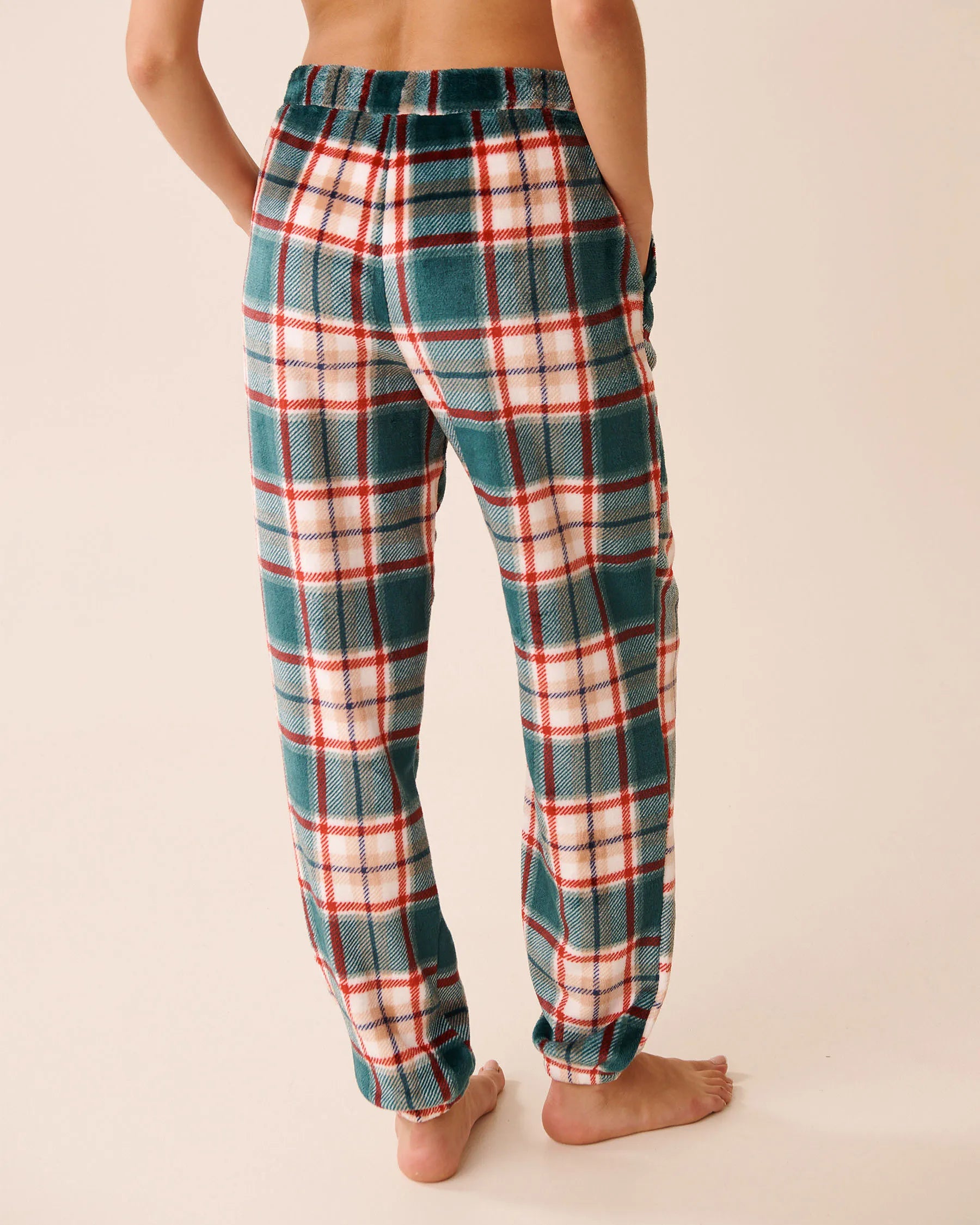 La Vie en Rose_Botanical Garden Beige Plaid_Deer Print Soft Plush Pj Set_40400092_P30135_06