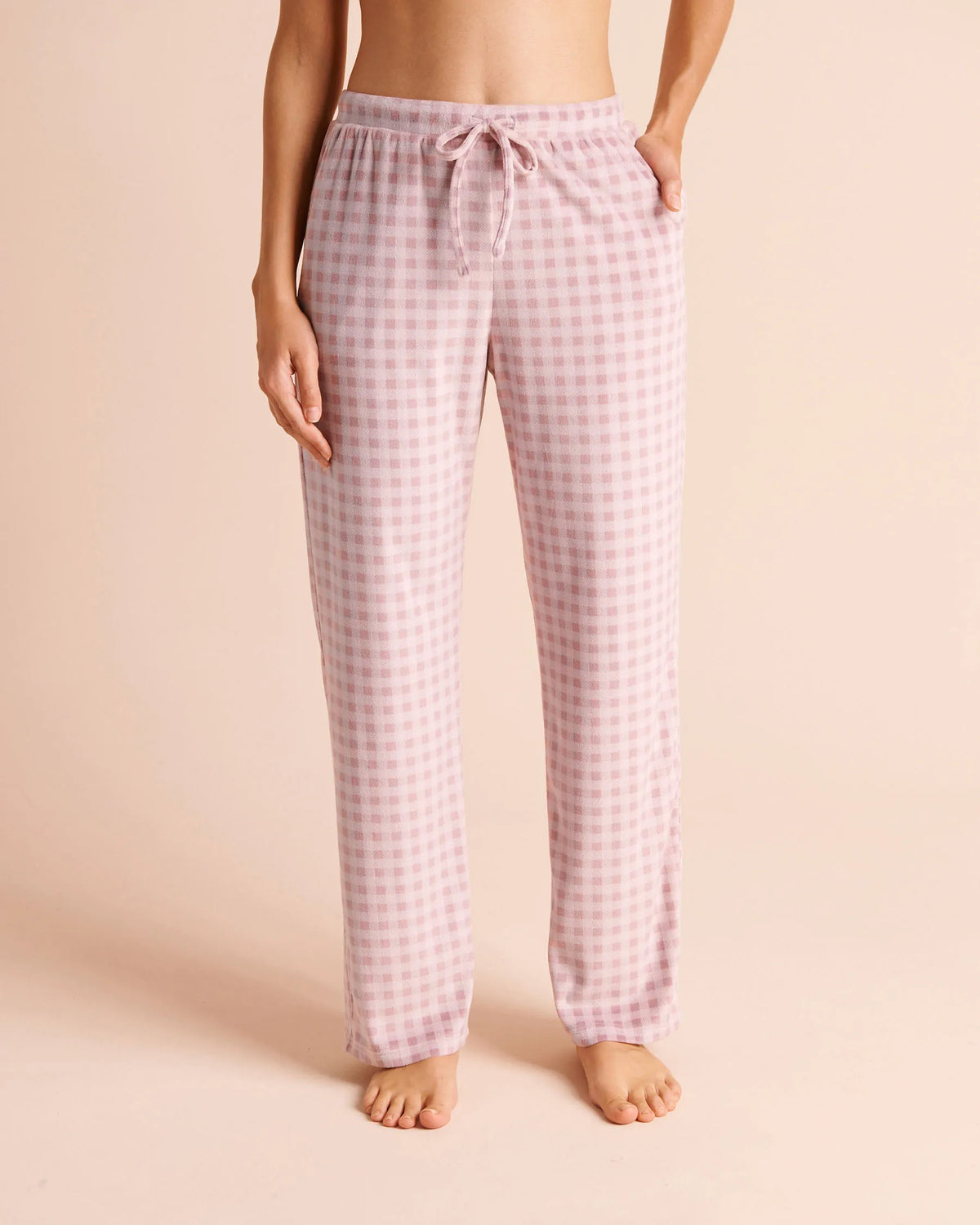 La Vie en Rose Elderberry Gingham Women Floral Print Plush Velour Pajama Set SKU: 40400100_P50121 Image 04