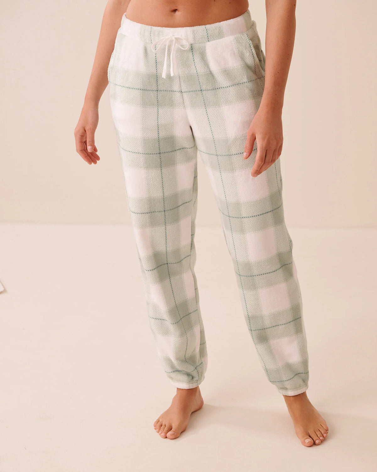 La Vie en Rose Belgium Block Plaid Women Green Plaid Soft Plush Pajama Set SKU: 40400101_P30167 Image 04