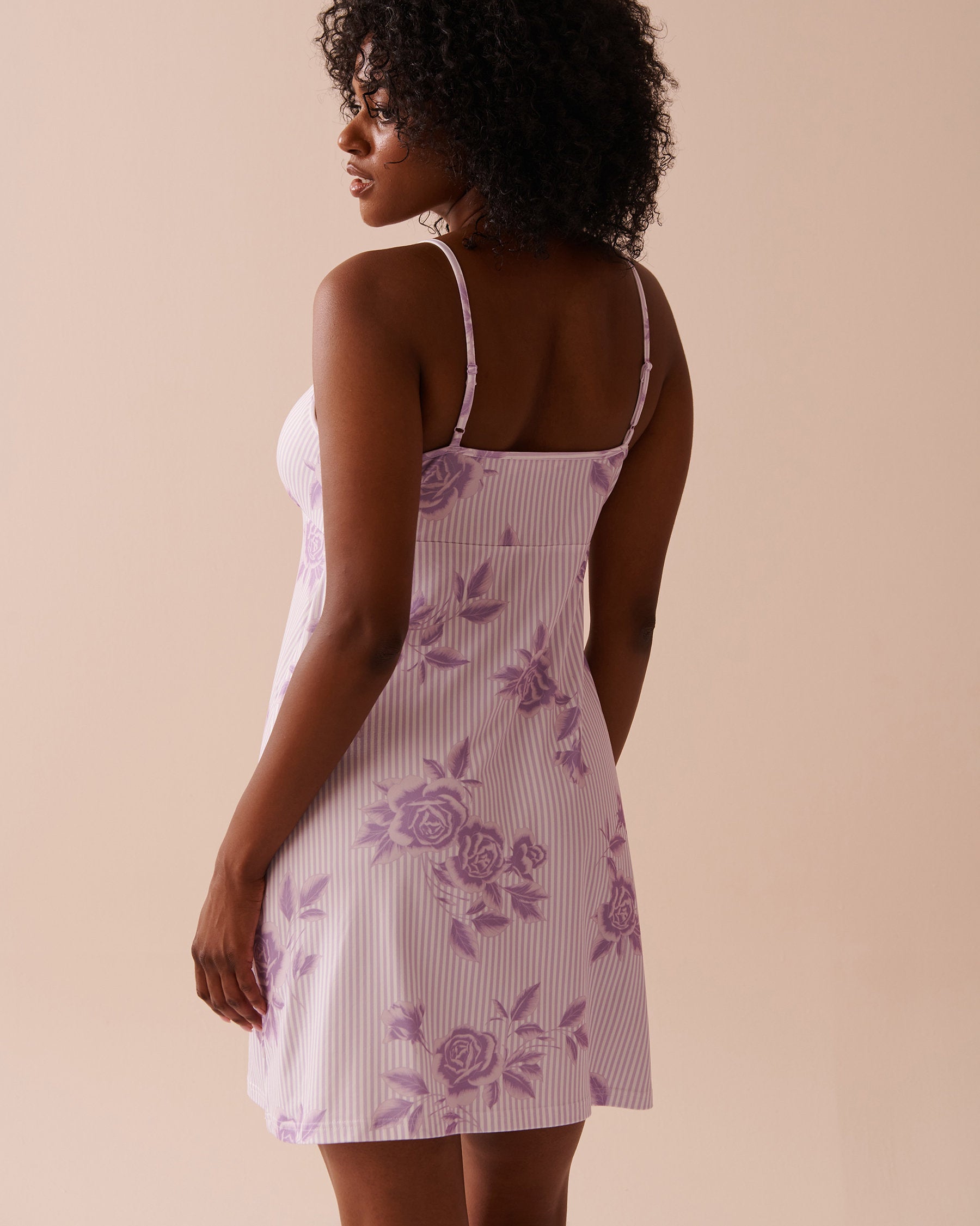 La Vie en Rose_Lilac Rose Print Super Soft Nightie_40500405_P50087_02