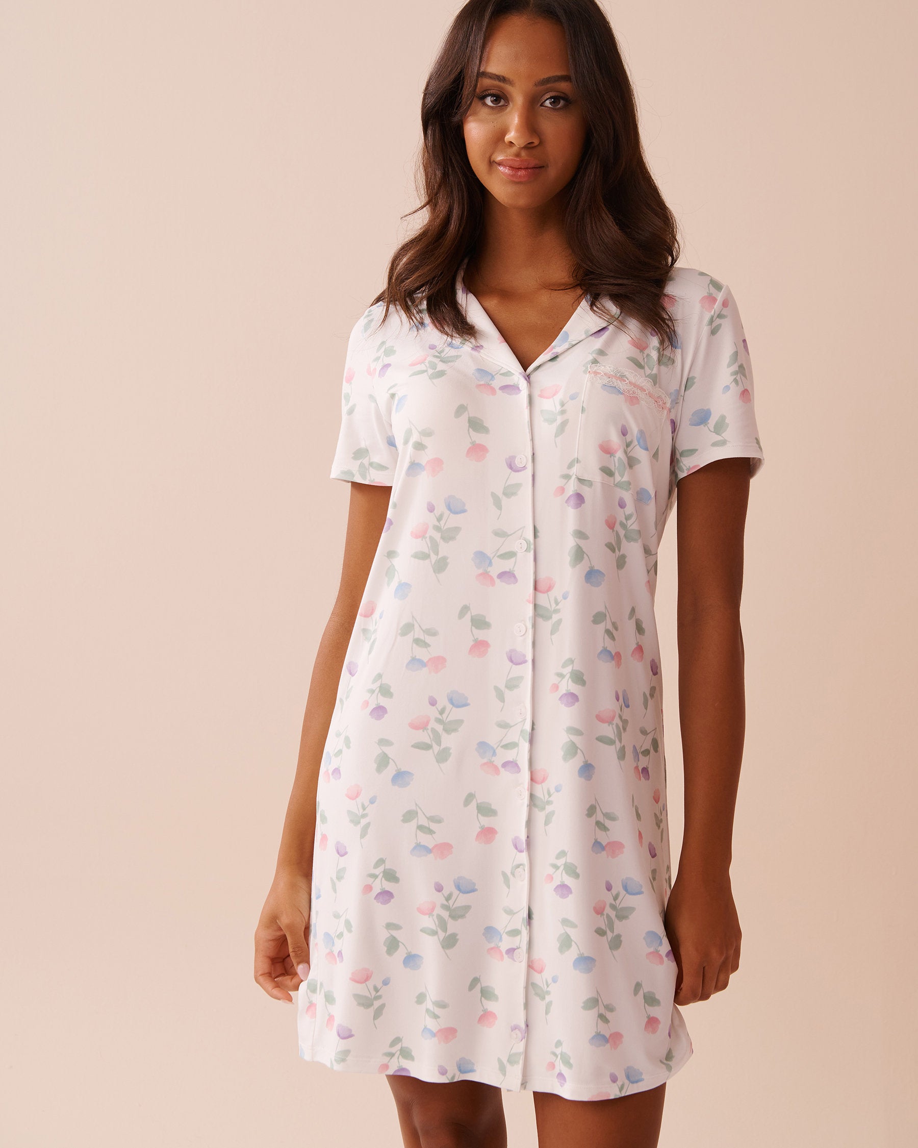La Vie en Rose_Tulip Print Super Soft Button-Down Sleepshirt_40500406_P10465_01