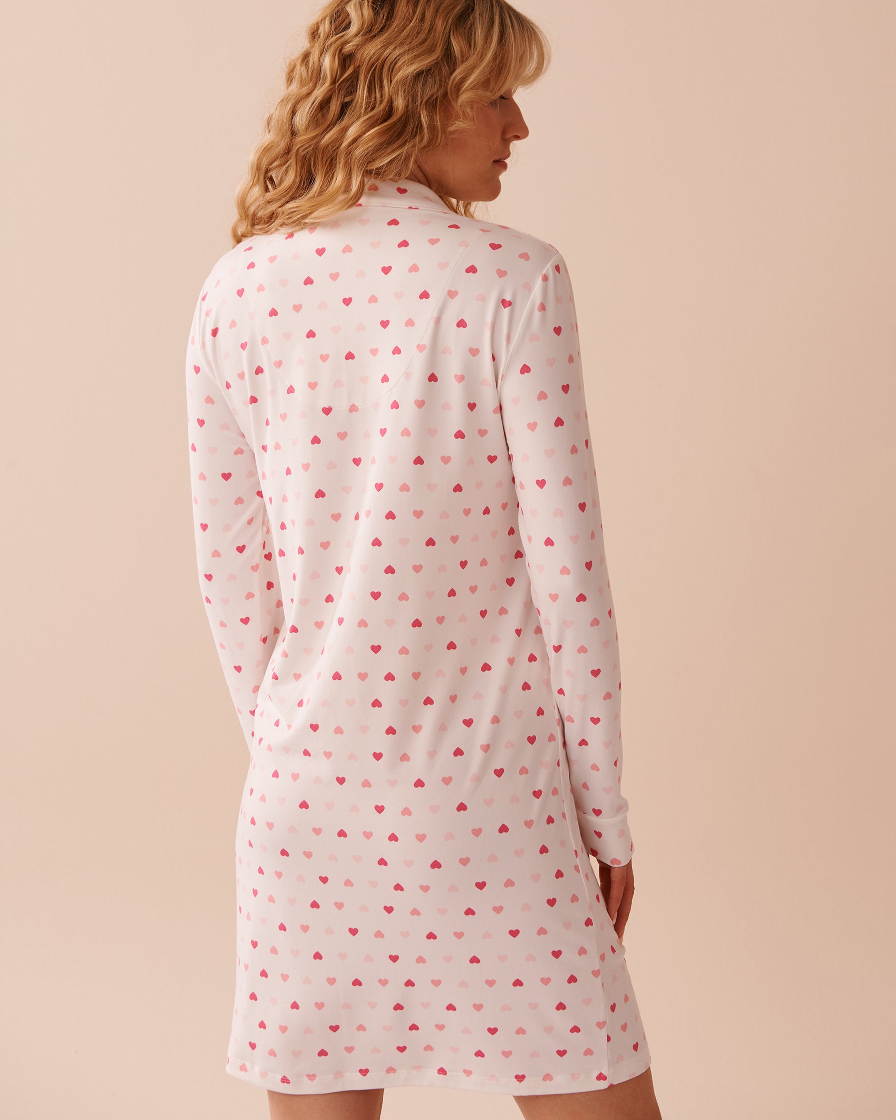 La Vie en Rose_Heart Print Super Soft Sleepshirt_40500410_P10464_02