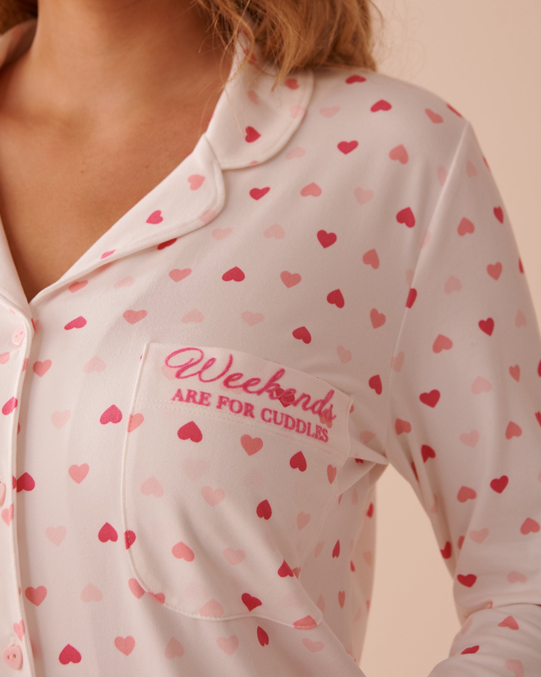 La Vie en Rose_Heart Print Super Soft Sleepshirt_40500410_P10464_03
