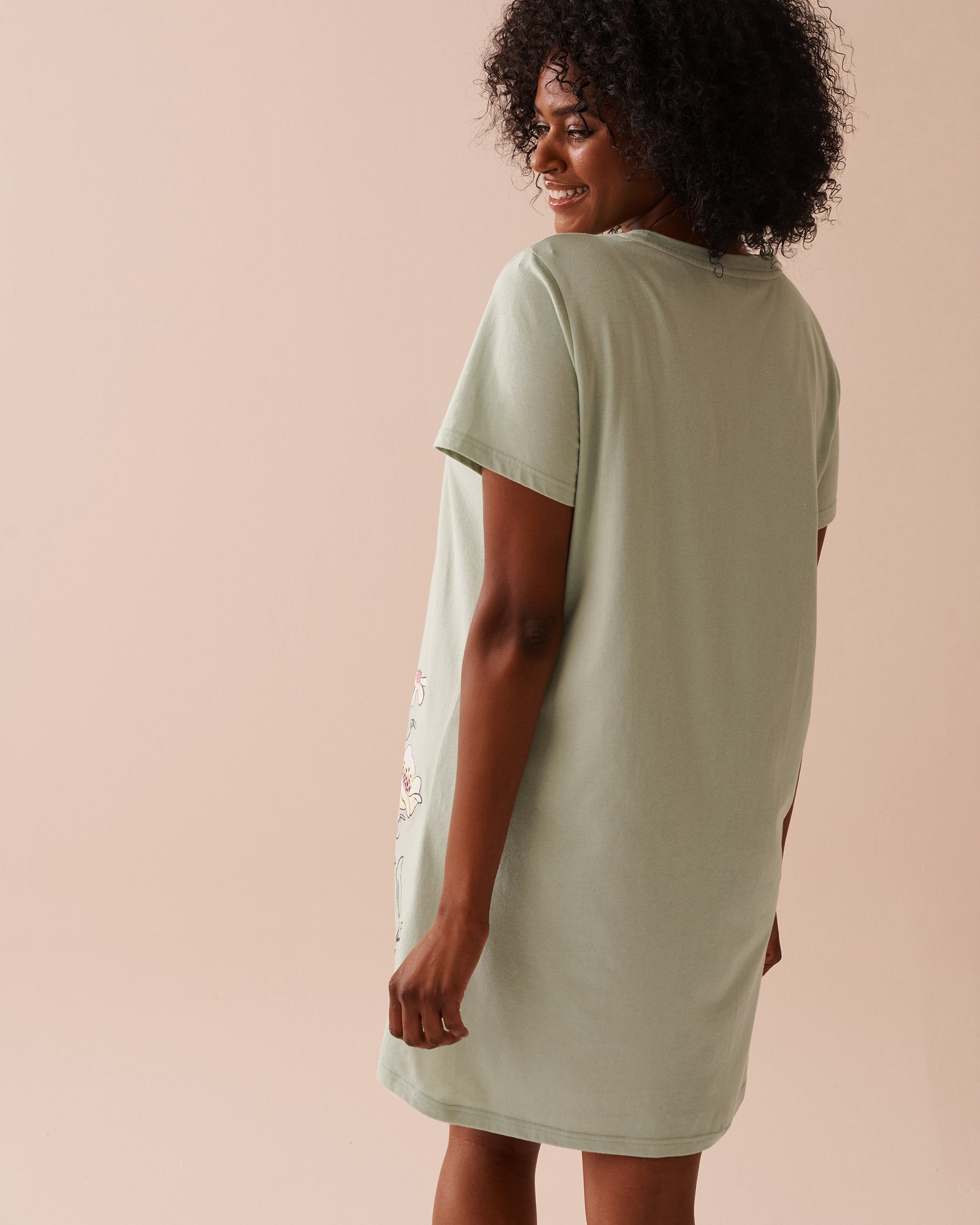 La Vie en Rose_Sunflower Print Cotton Short Sleeve Sleepshirt_40500412_30055_02