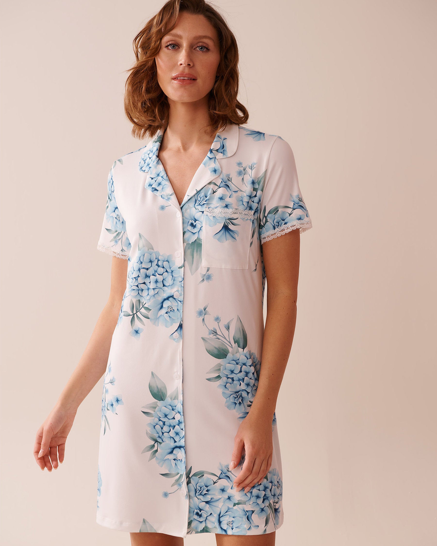 La Vie en Rose_Hydrangea Print Super Soft Button-Down Sleepshirt_40500418_P10483_01