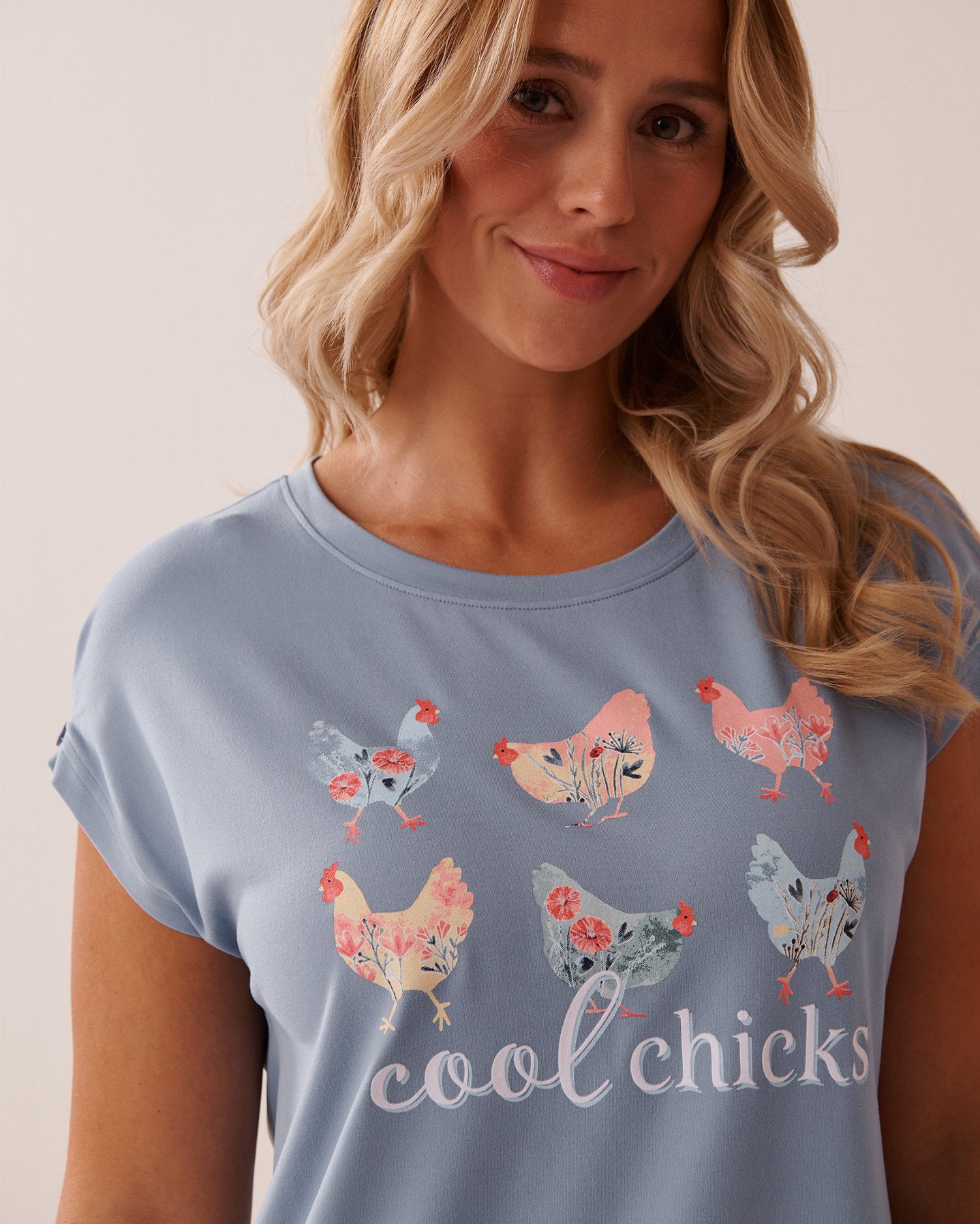 La Vie en Rose_Chicken Print Super Soft Sleepshirt_40500420_40050_03