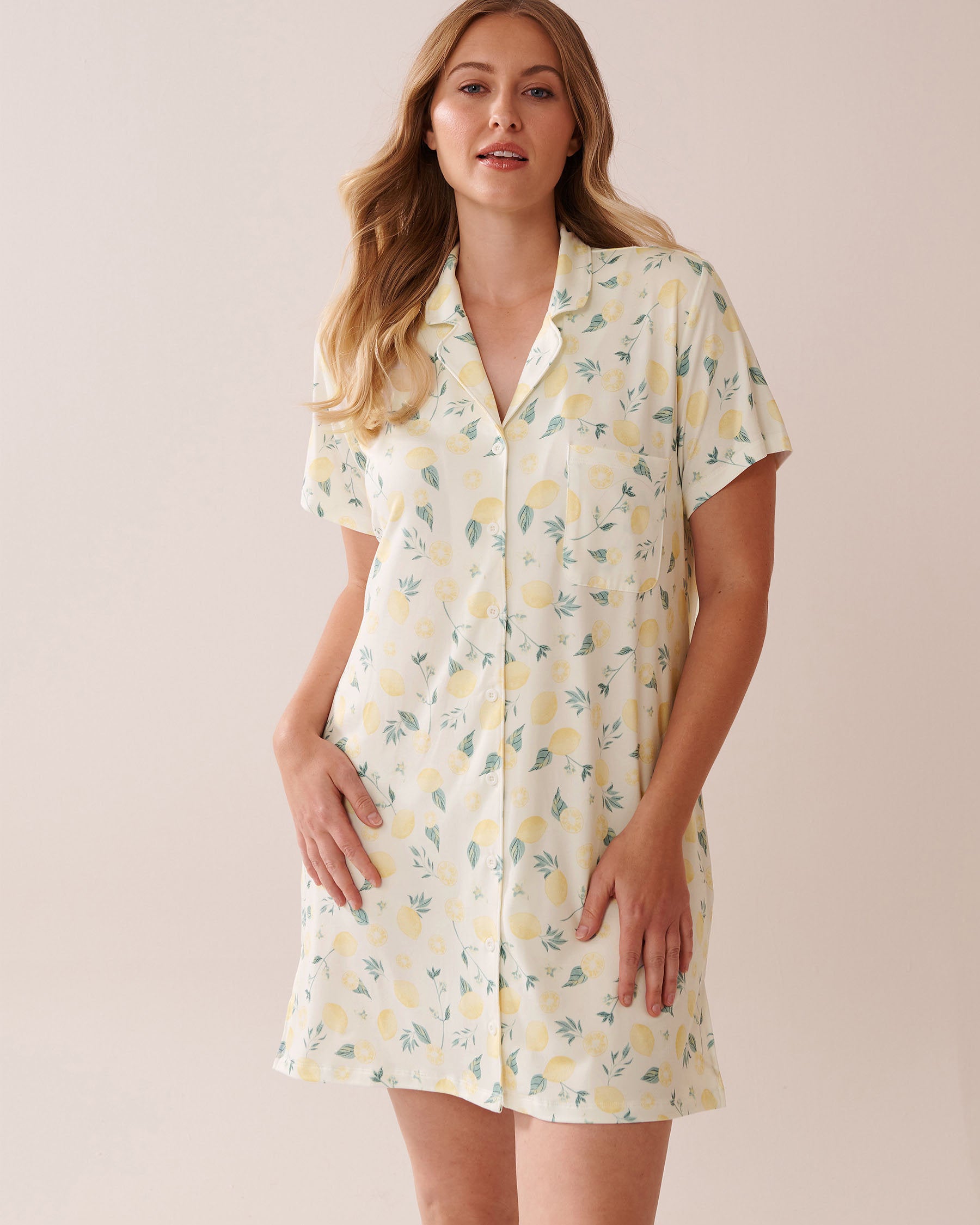 La Vie en Rose_Lemon Print Super Soft Button-Down Sleepshirt_40500424_P10480_04