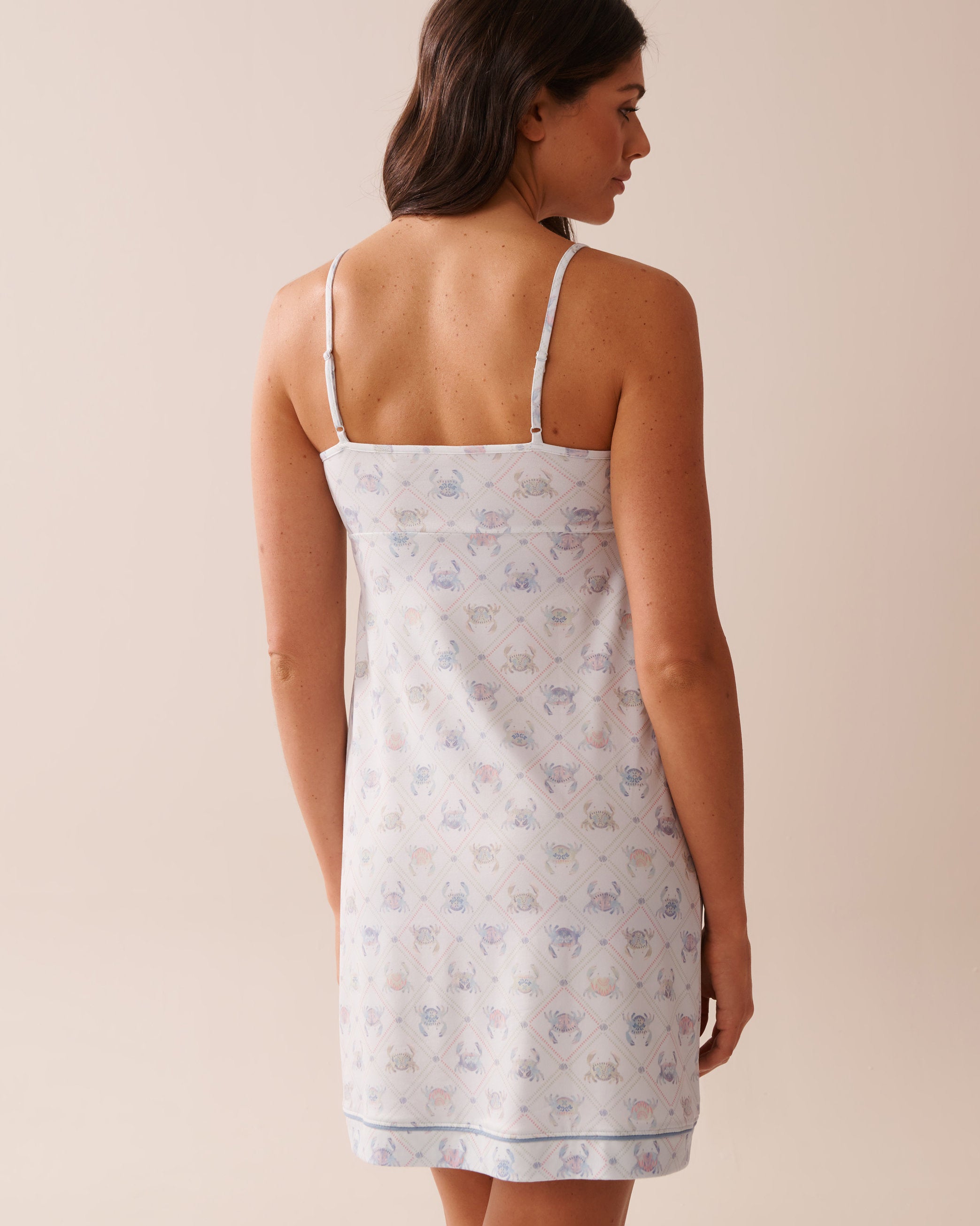 La Vie en Rose_Crab Print Super Soft Nightie_40500431_P40443_02