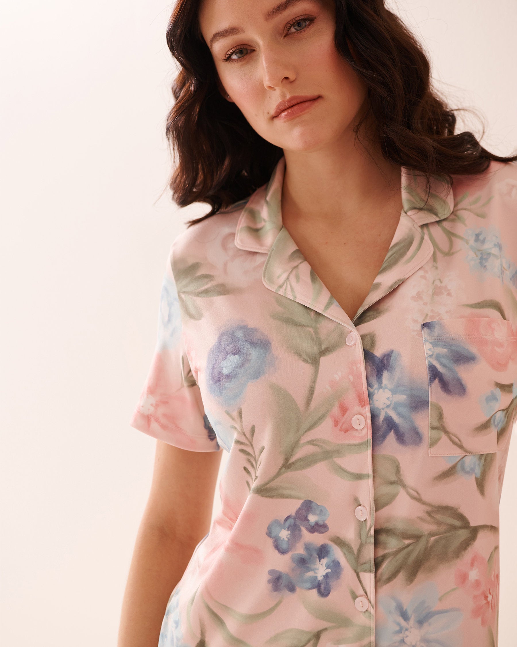 La Vie en Rose_Watercolour Flower Print Super Soft Button-down Sleepshirt_40500434_P60362_03