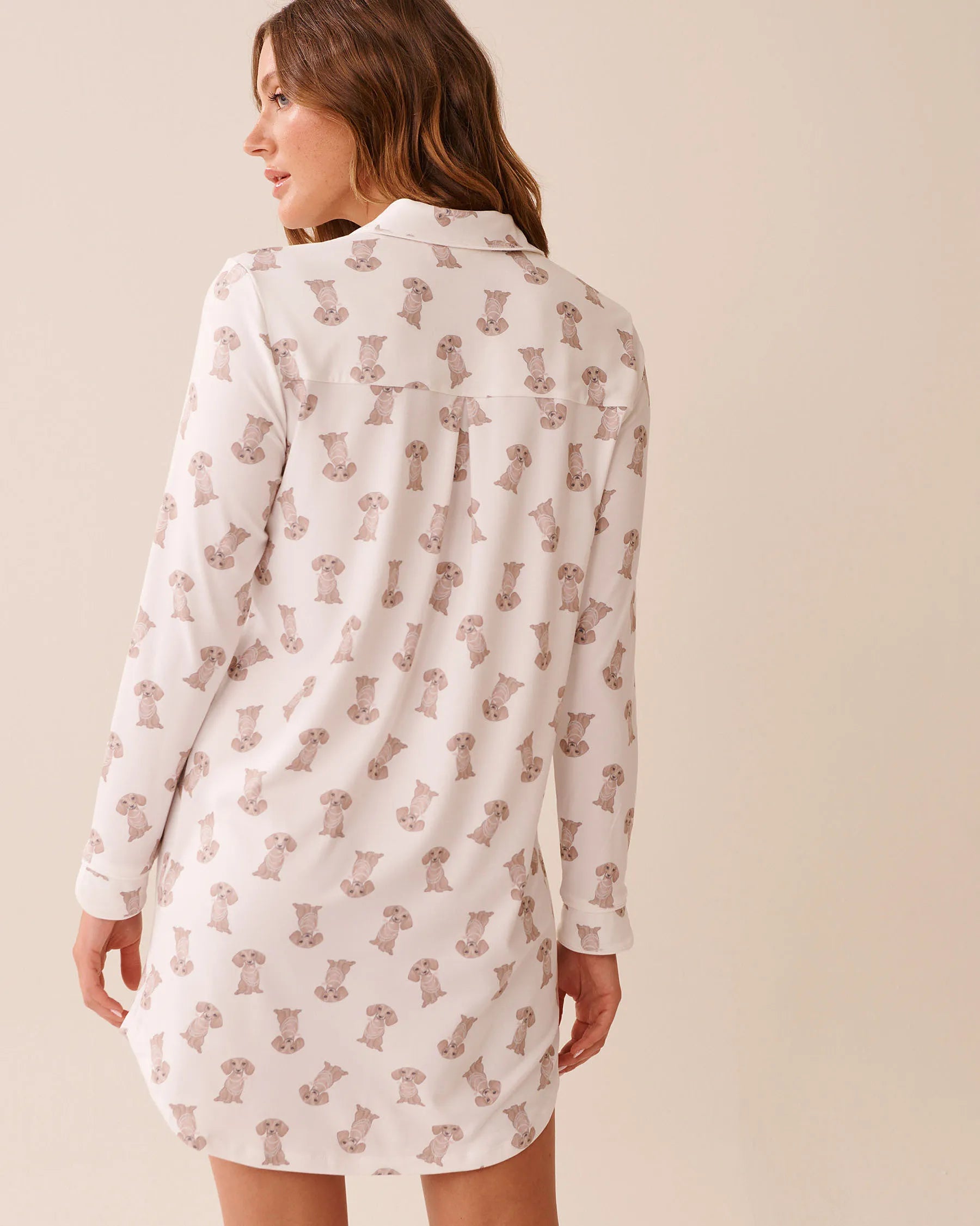 La Vie en Rose_Snow White Dachshund_Dachshund Print Super Soft Long Sleeve Sleepshirt_40500445_P10524_02