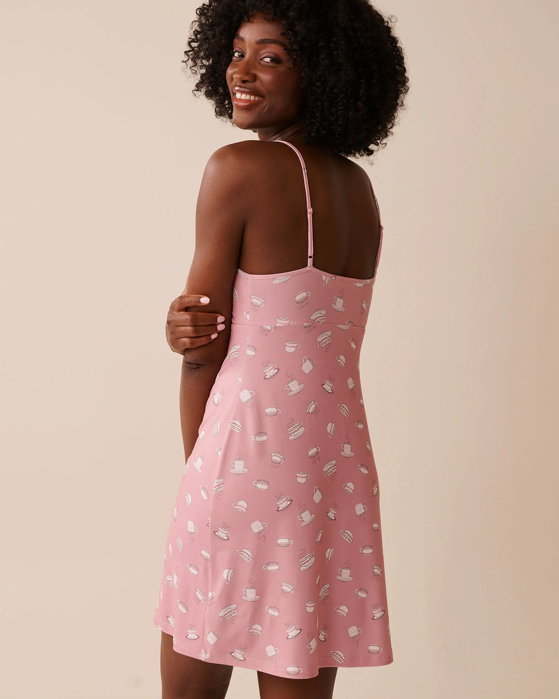 La Vie en Rose_Zephyr Coffee_Coffee Cup Print Super Soft Nightie_40500450_P60400_02