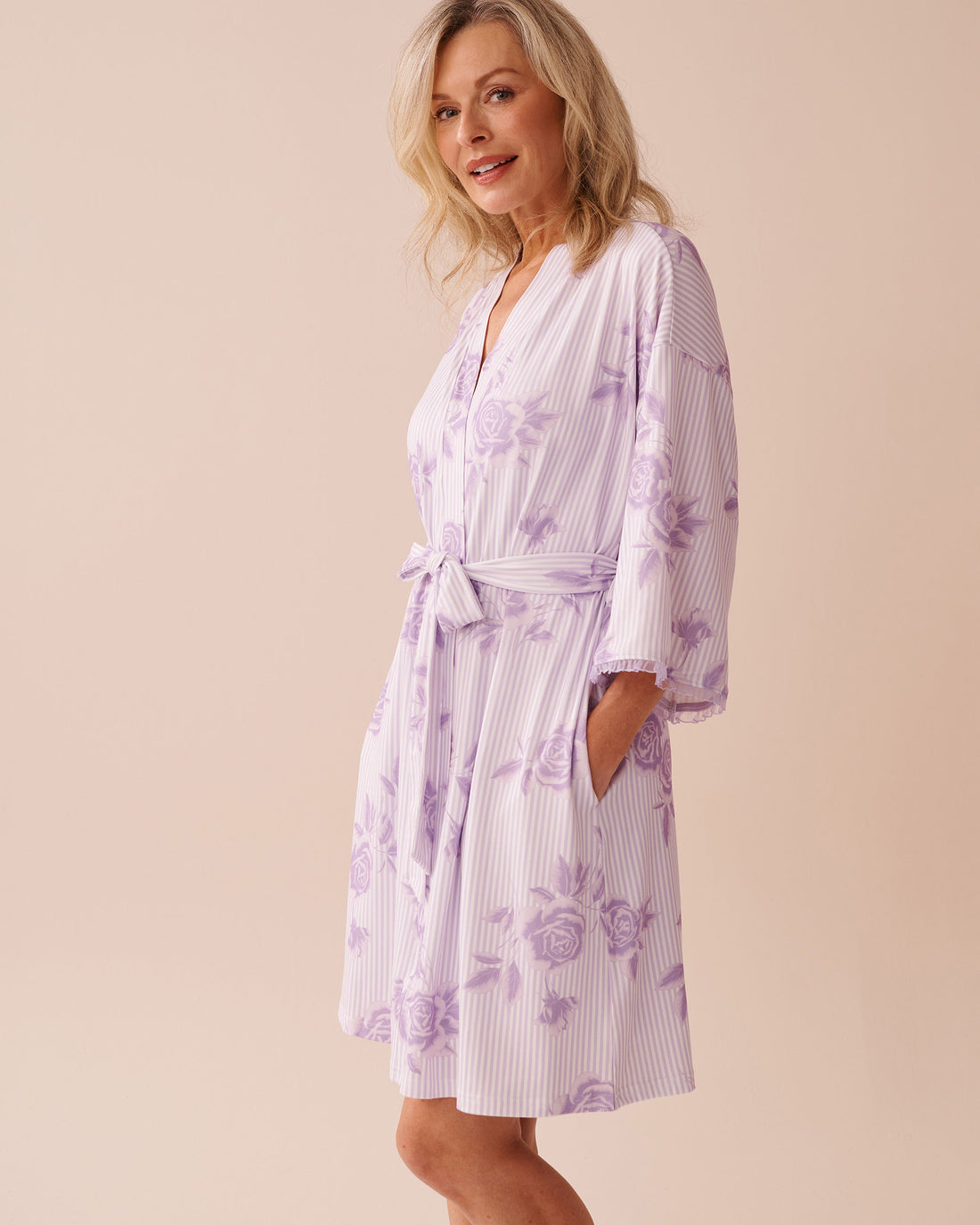 La Vie en Rose_Lilac Rose Print Super Soft Kimono_40600200_P50087_02