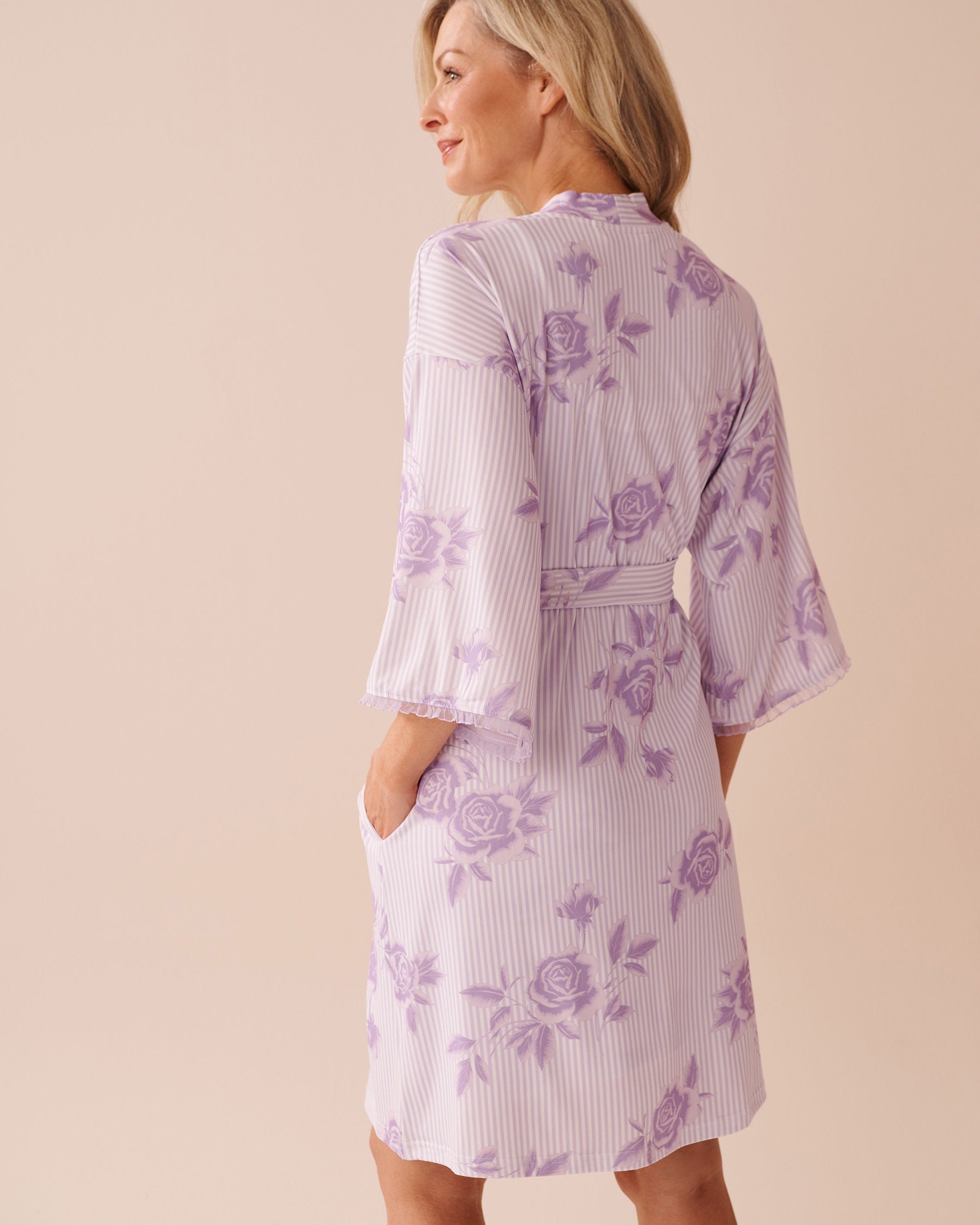 La Vie en Rose_Lilac Rose Print Super Soft Kimono_40600200_P50087_03