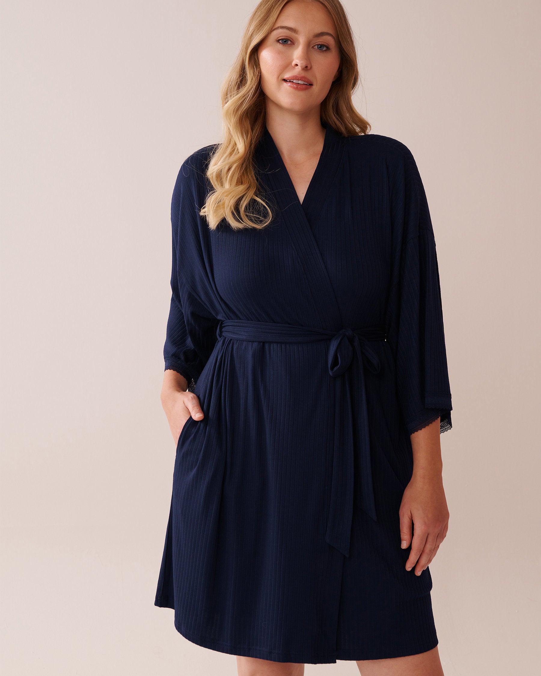 La Vie en Rose_Lace Trim Ribbed Jersey Kimono_40600202_40099_04