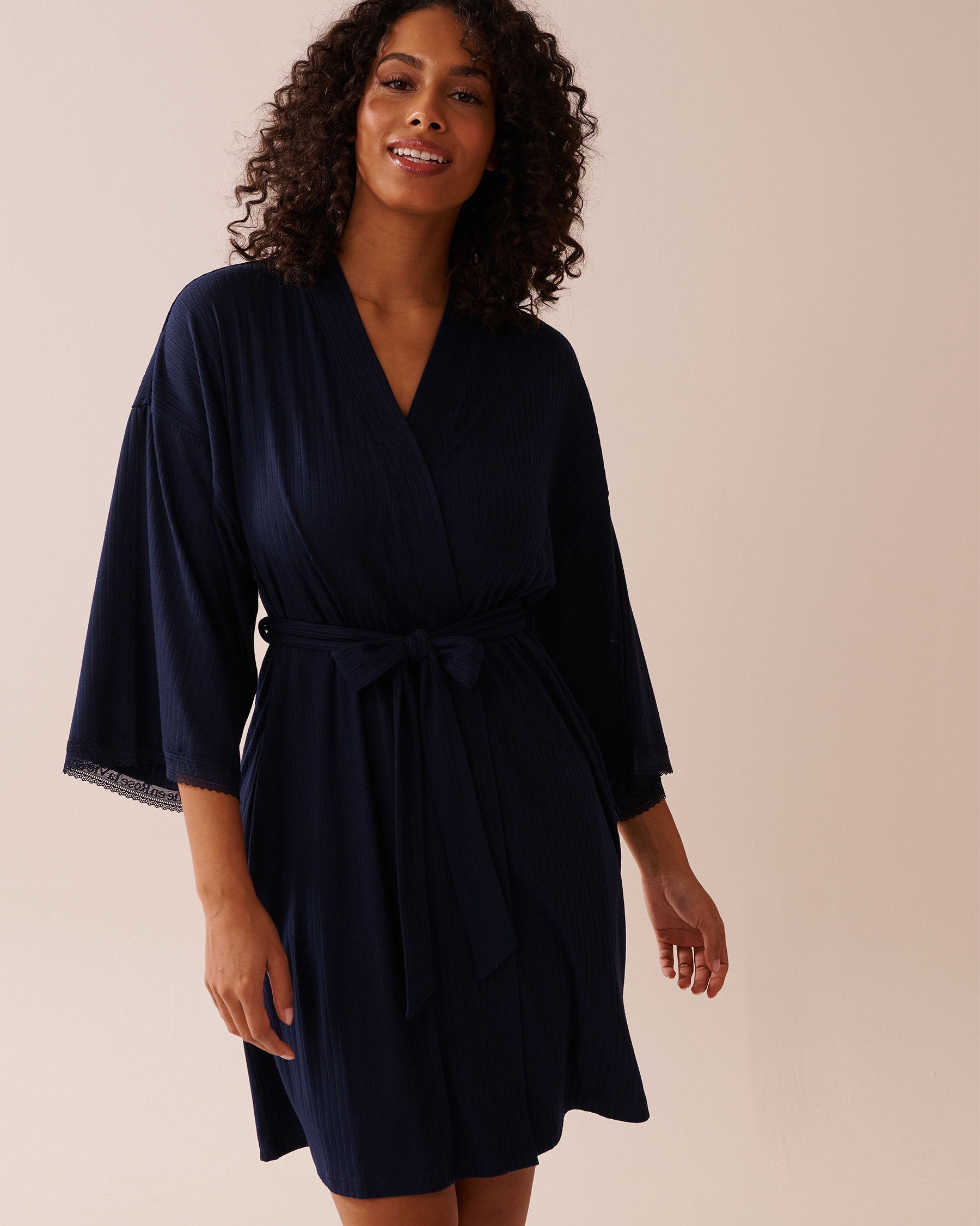 La Vie en Rose_Lace Trim Ribbed Jersey Kimono_40600202_40099_05