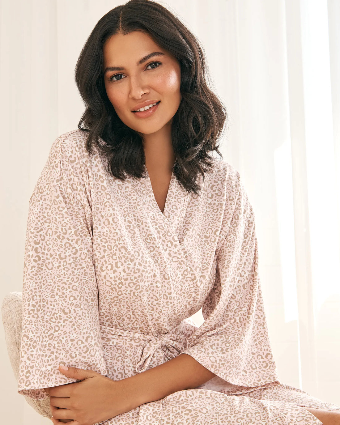 La Vie en Rose_Pale Lilac Leopard_Pink Leopard Print Super Soft Kimono_40600210_P50099_02