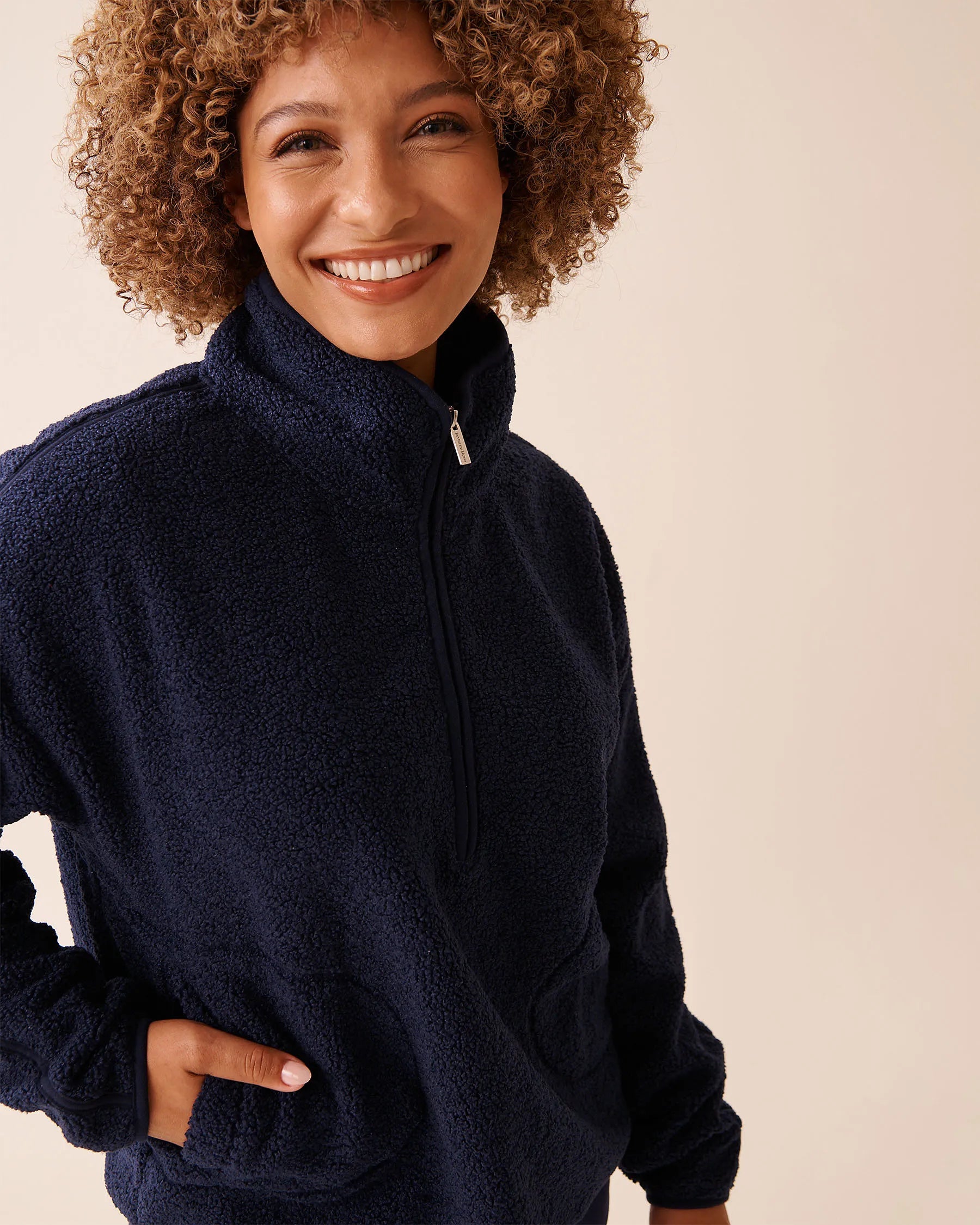 La Vie en Rose_Evening Blue_Teddy Fleece Half-Zip Sweatshirt_40600214_40009_01