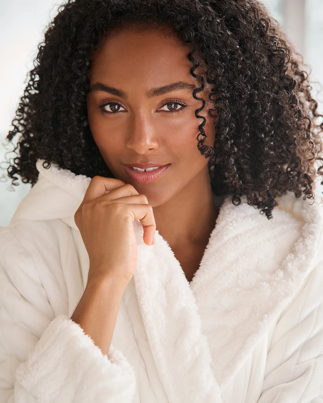 La Vie en Rose_Snow White Cable_Luxury Edition Luxurious Hooded Robe_40600218_p10551_02