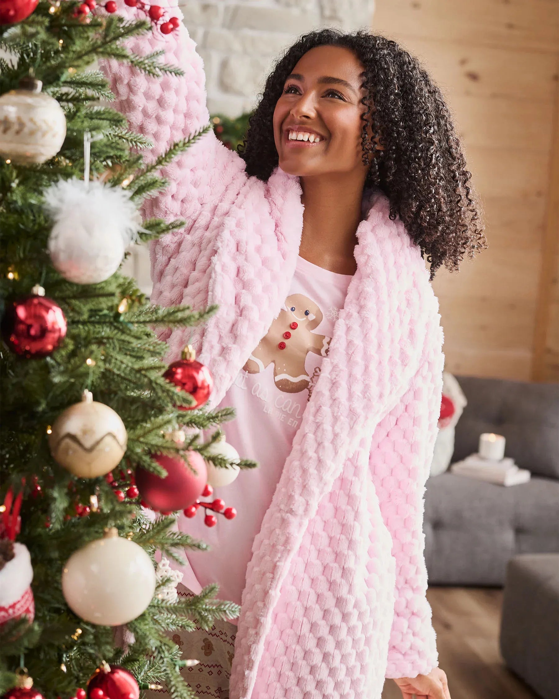 La Vie en Rose_Cherry Blossom_Soft Plush Quilted Effect Robe_40600219_60074_01