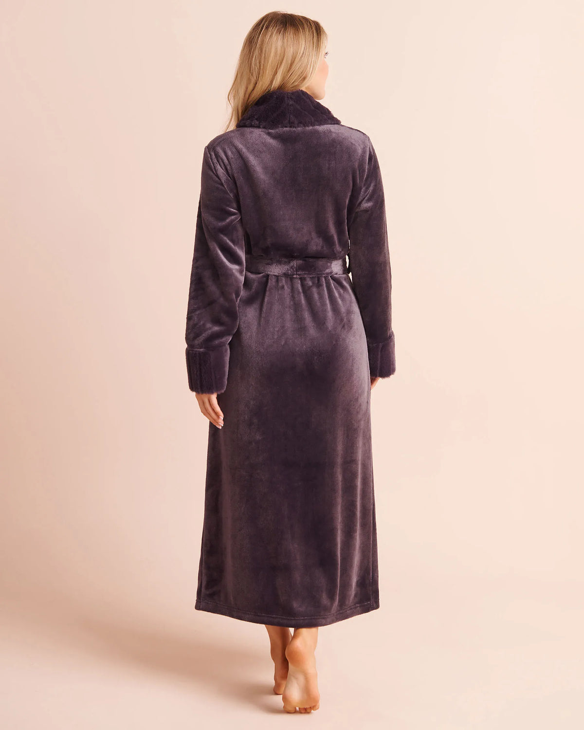 La Vie en Rose Plum Perfect Women Long Faux Fur And Soft Plush Robe SKU: 40600234_50103 Image 03