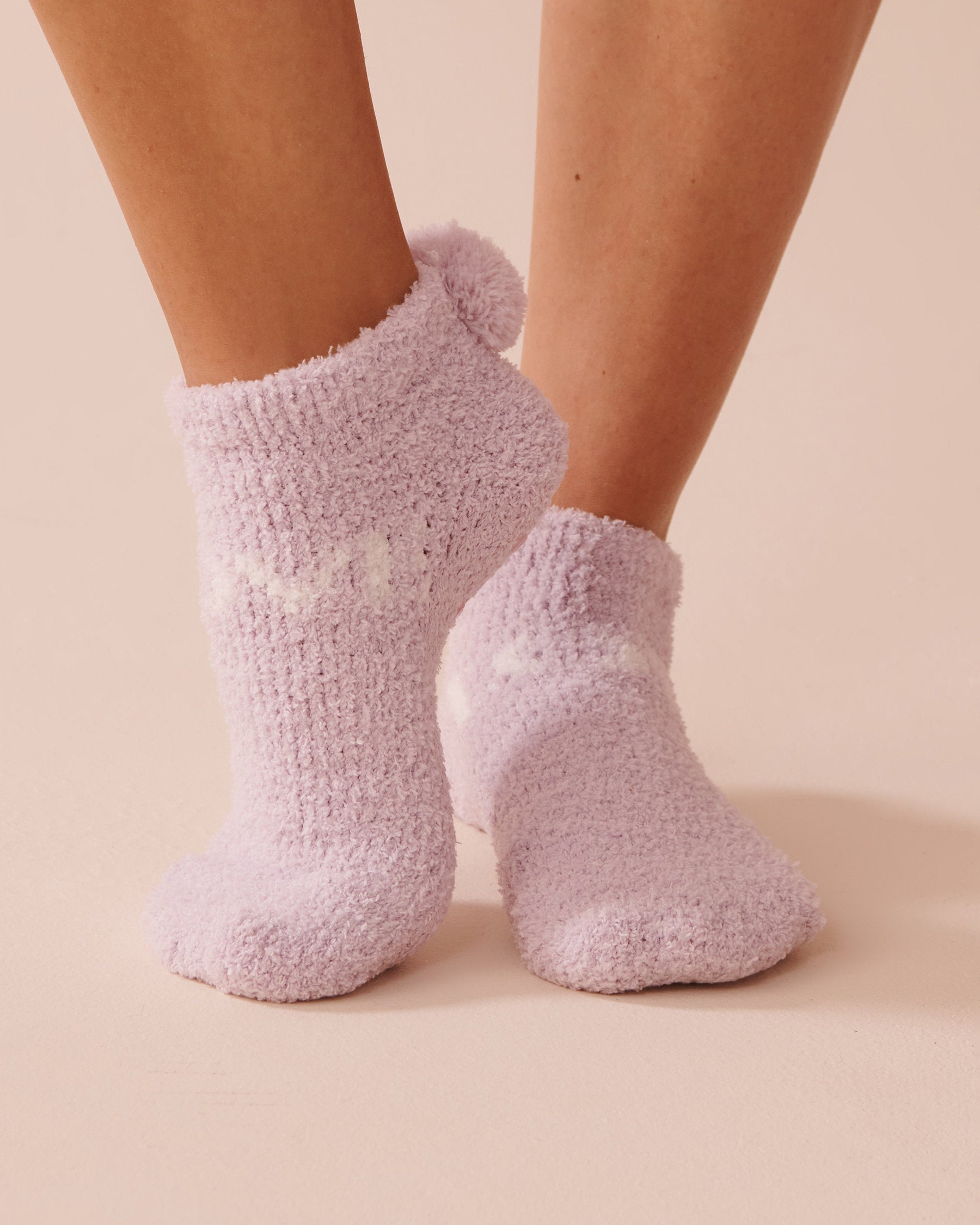 La Vie en Rose_Pompom Soft Plush Socks_40700374_50009_03