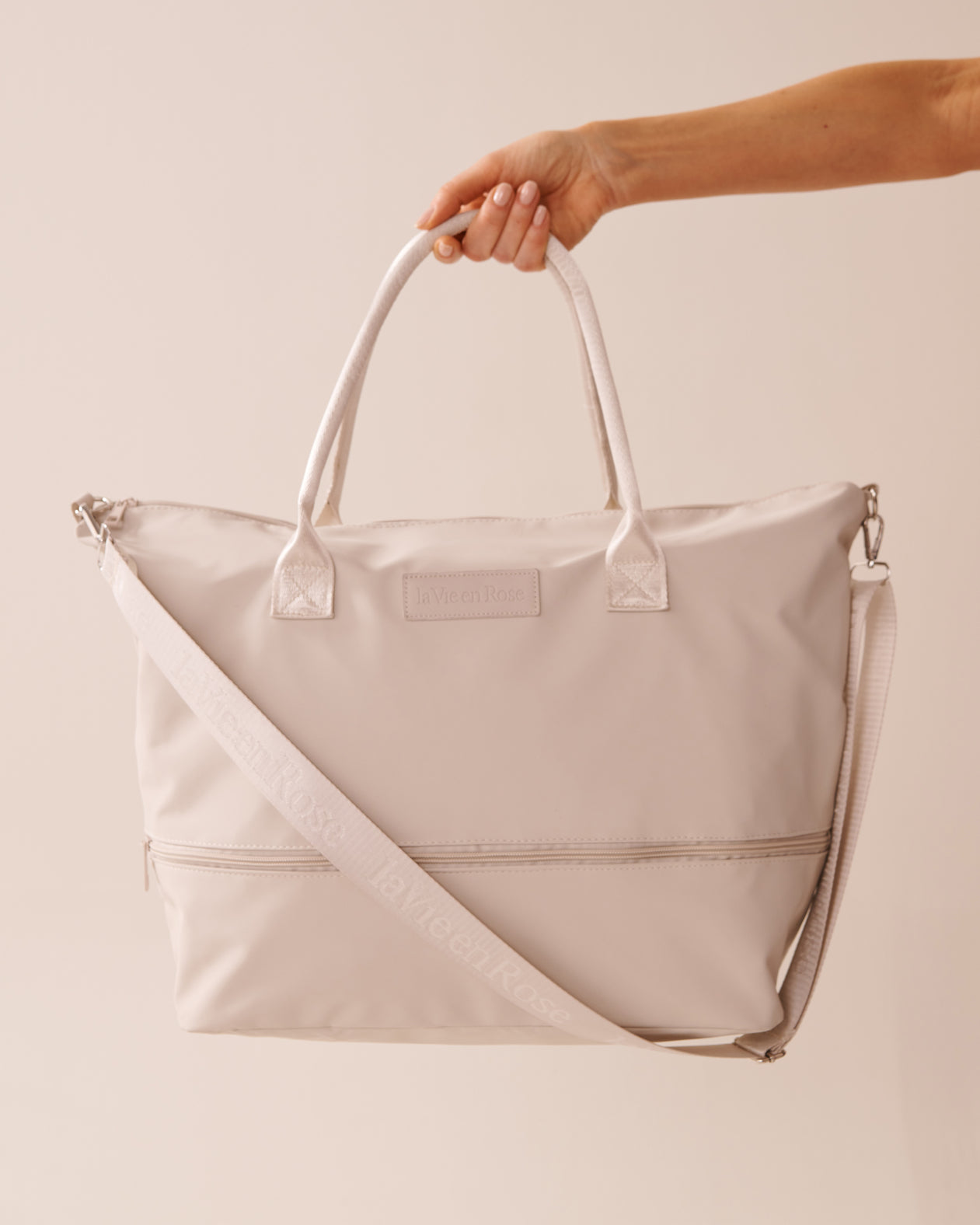 La Vie en Rose_Pumice Stone_Weekender Bag_40700395_00041_02