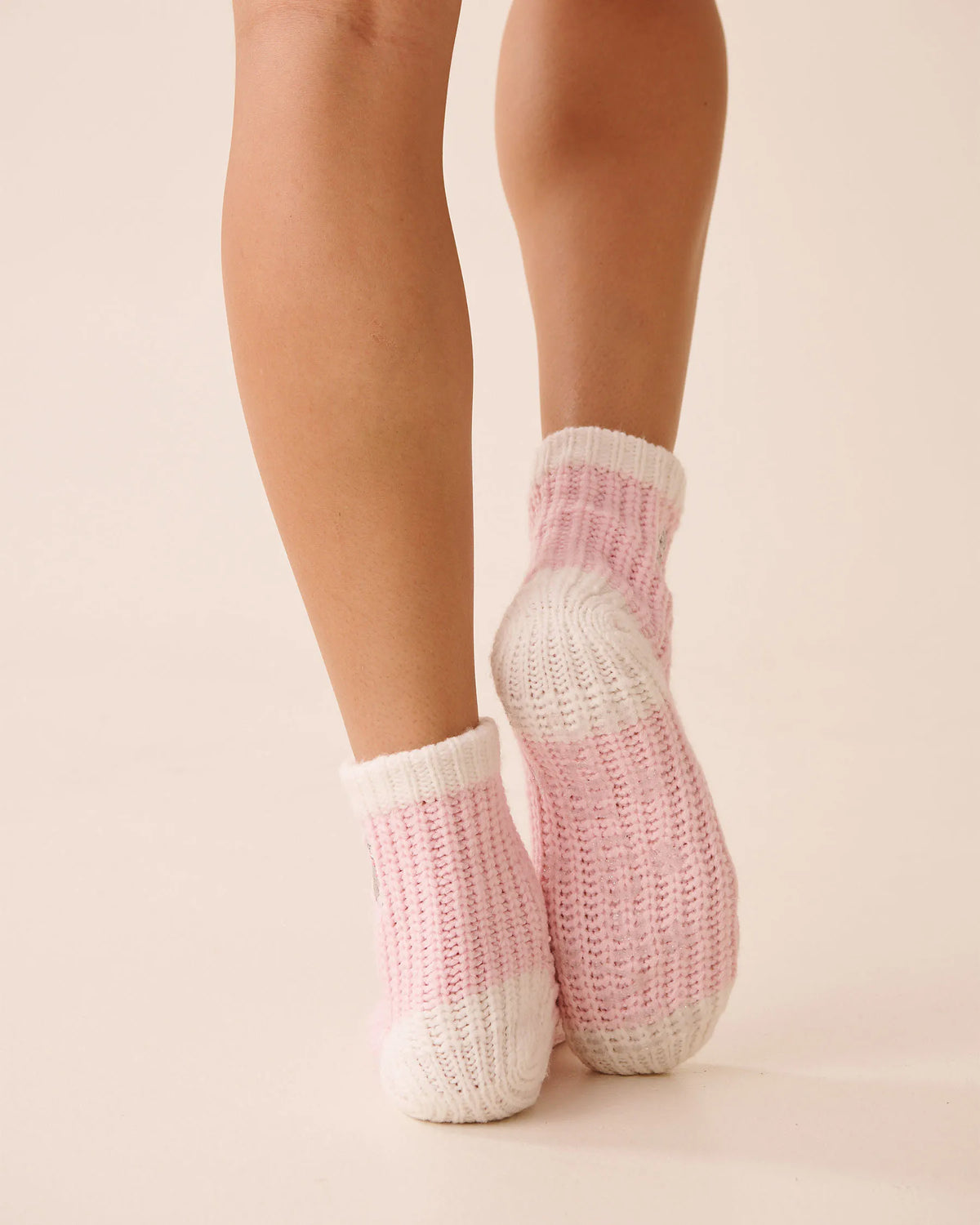 La Vie en Rose_Cherry Blossom_Embroidered Gingerbread Socks_40700423_60074_02