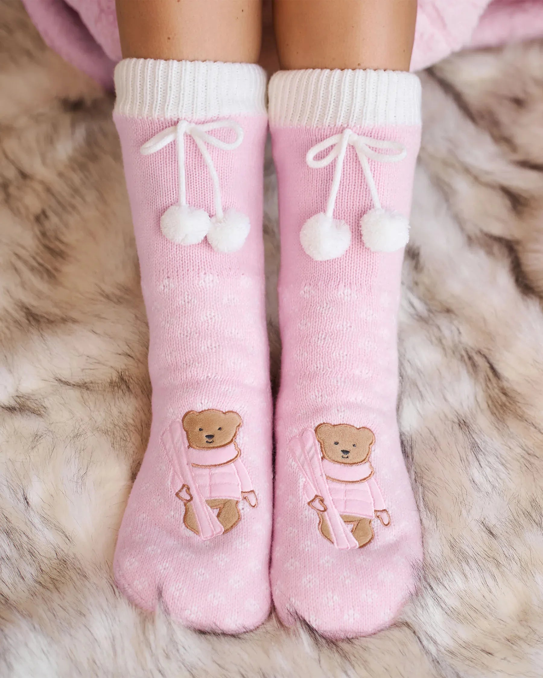 La Vie en Rose_Cherry Blossom Dot_Long Knit and Sherpa Teddy Bear Socks_40700426_p60434_01