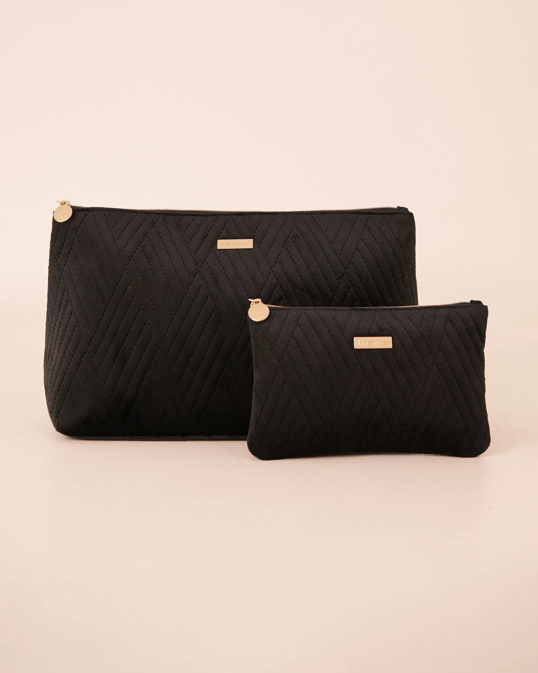La Vie en Rose_Black Beauty_2-In-1 Velvet Cosmetic Bag, Accessories_40700428_00001_04