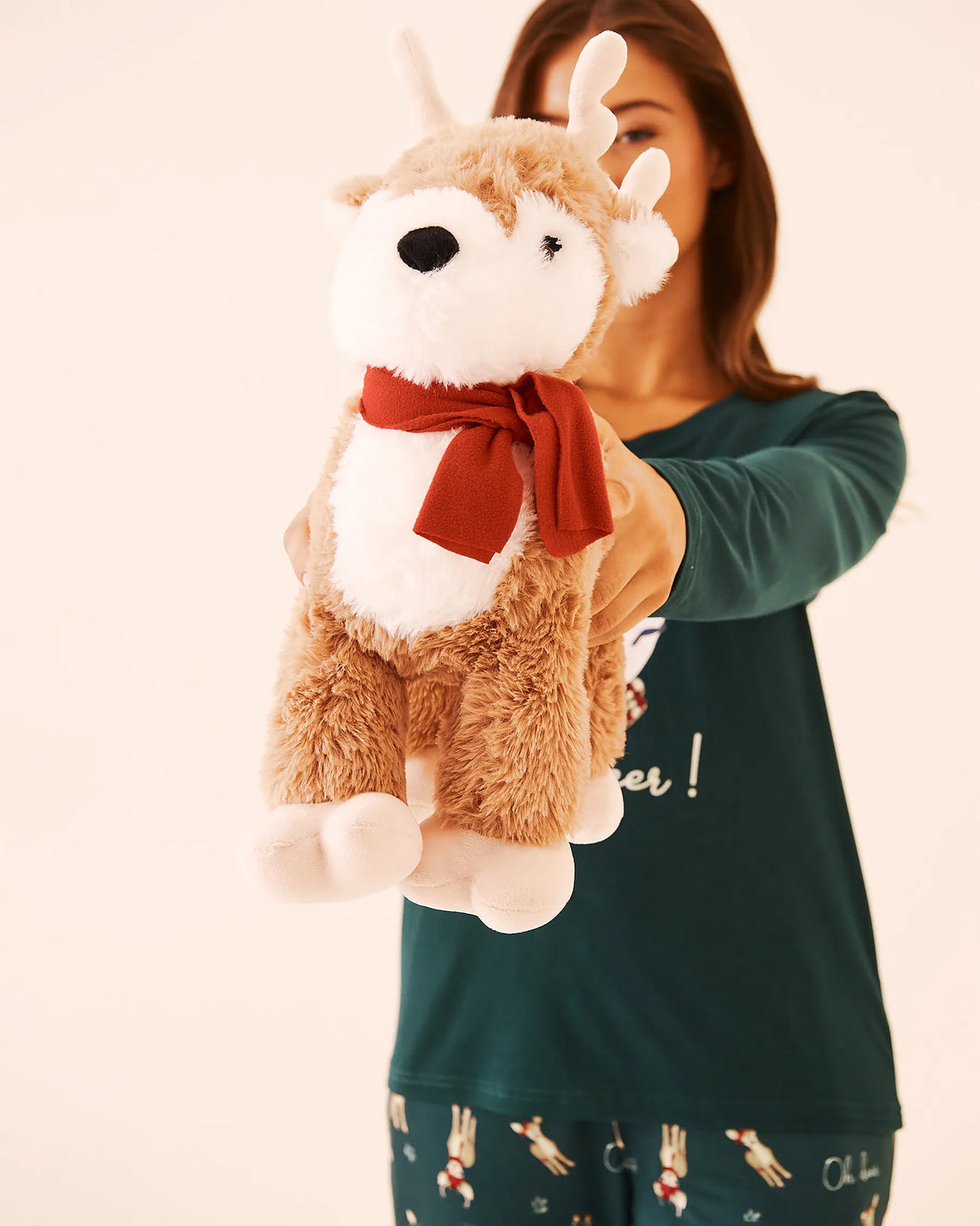 La Vie en Rose_Brush_Stuffed Deer_40700436_20112_02