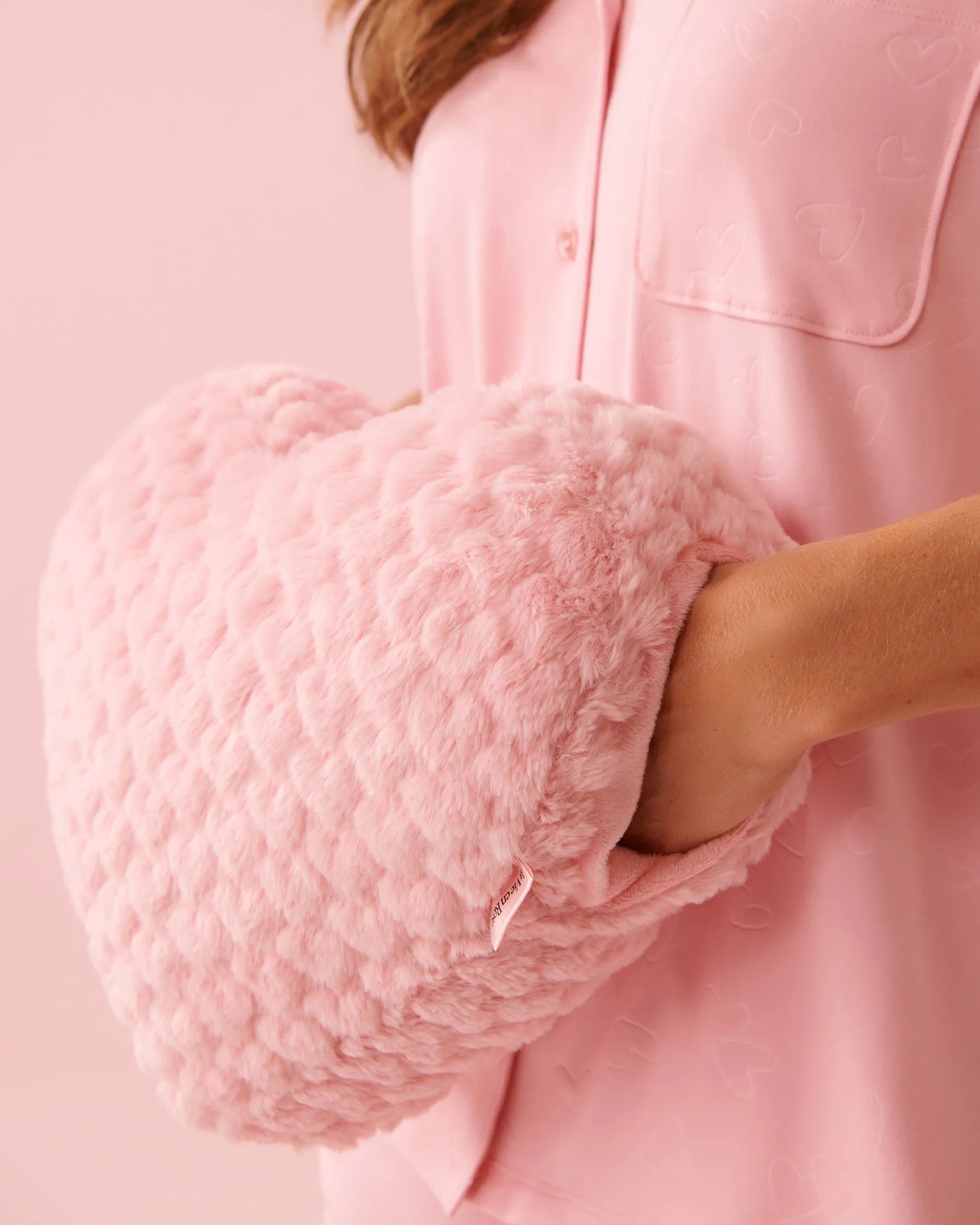La Vie en Rose_Tickled Pink_Heart Hand Warmer Pillow_40700449_60229_02