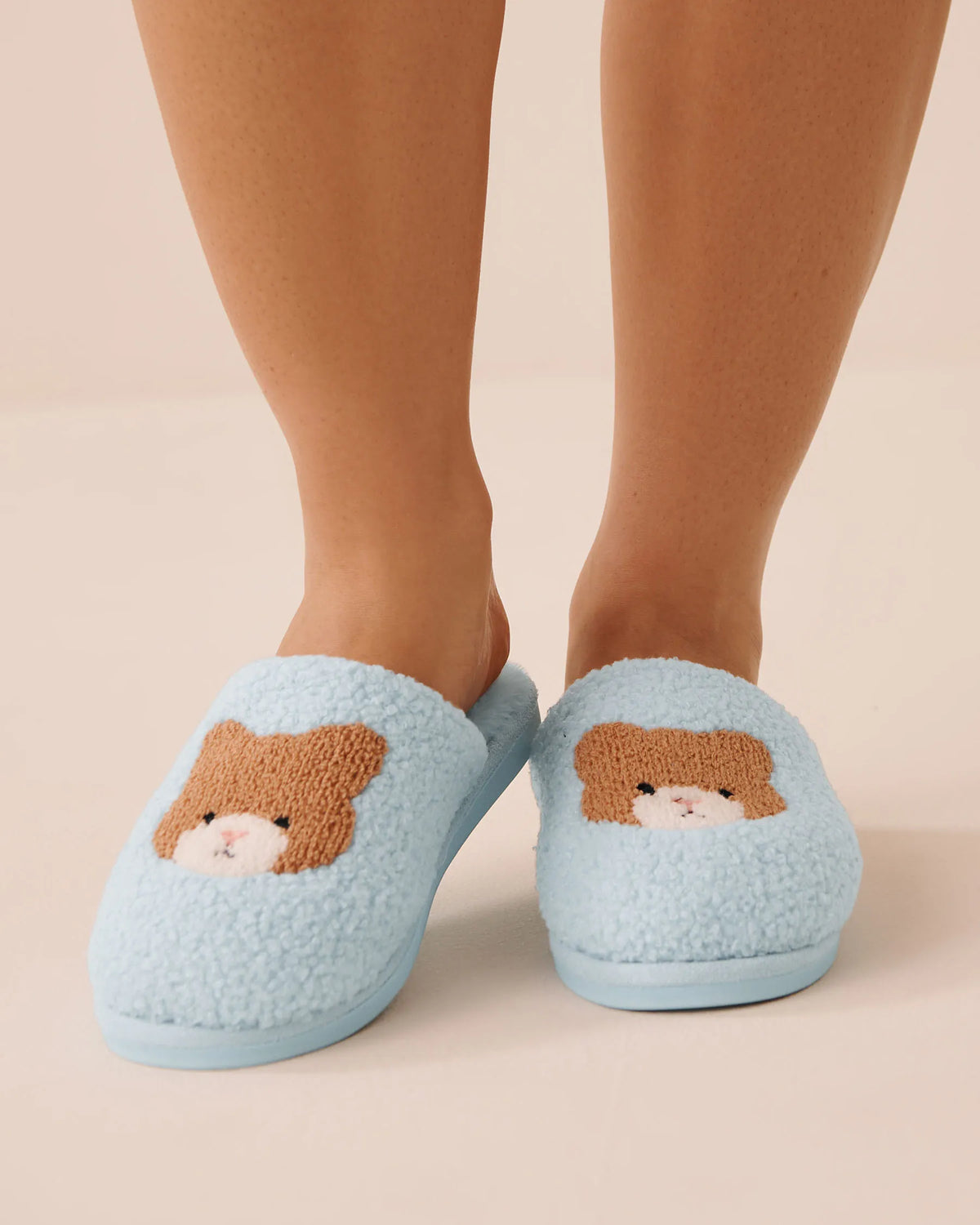 La Vie en Rose Stratosphere Women Cat Pattern Curly Fur Slippers SKU: 40700462_40274 Image 01