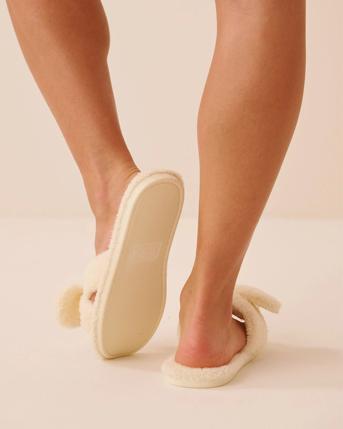 La Vie en Rose Almond Oil Women Bow Soft Plush Slide Slippers SKU: 40700466_70110 Image 02