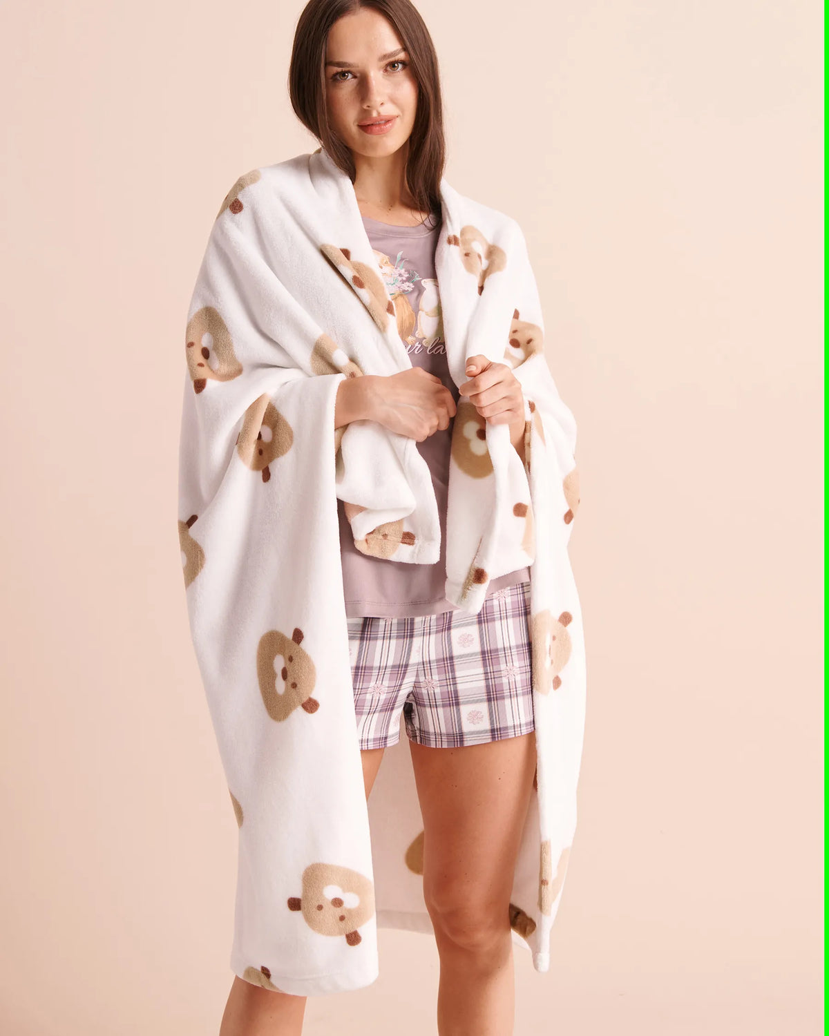 La Vie en Rose Snow White Marmott Face Women Groundhog Print Soft Plush Blanket SKU: 40700501_P10643 Image 01