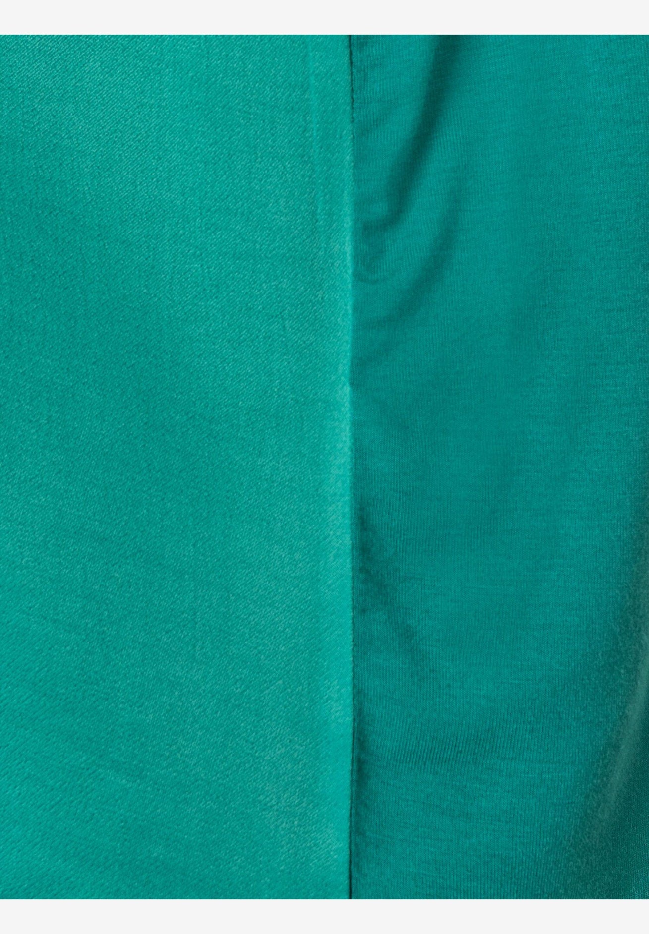 Green Shirt With Satin Front_41050438_0657_06