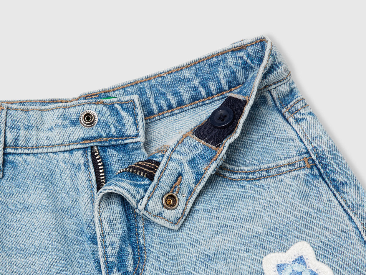 Benetton_Shorts with MacramŽ Flowers_42MHG902W_901_03