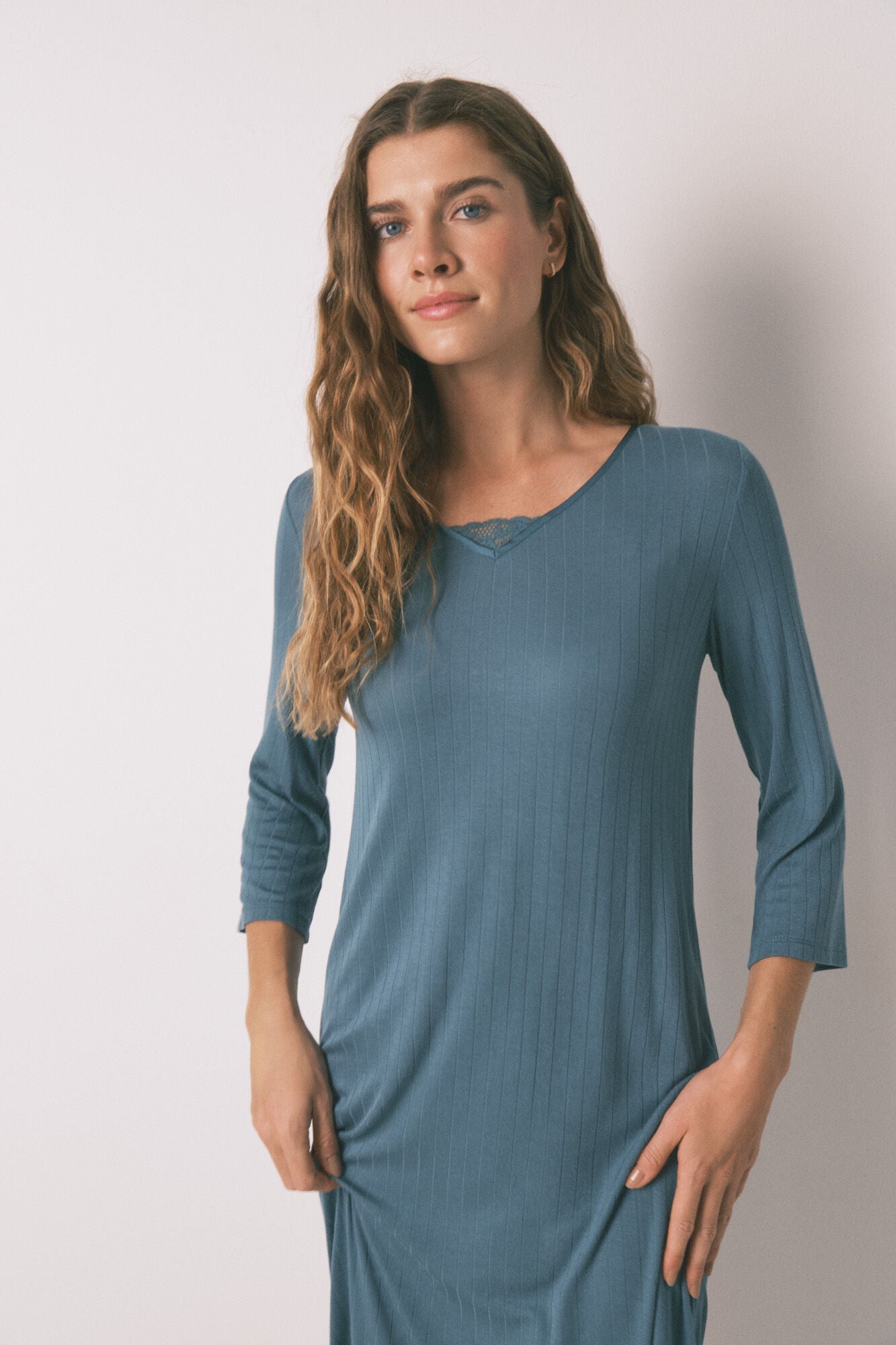 Women Secret_Green_Green Viscose Midi Nightgown_4362326_22_04