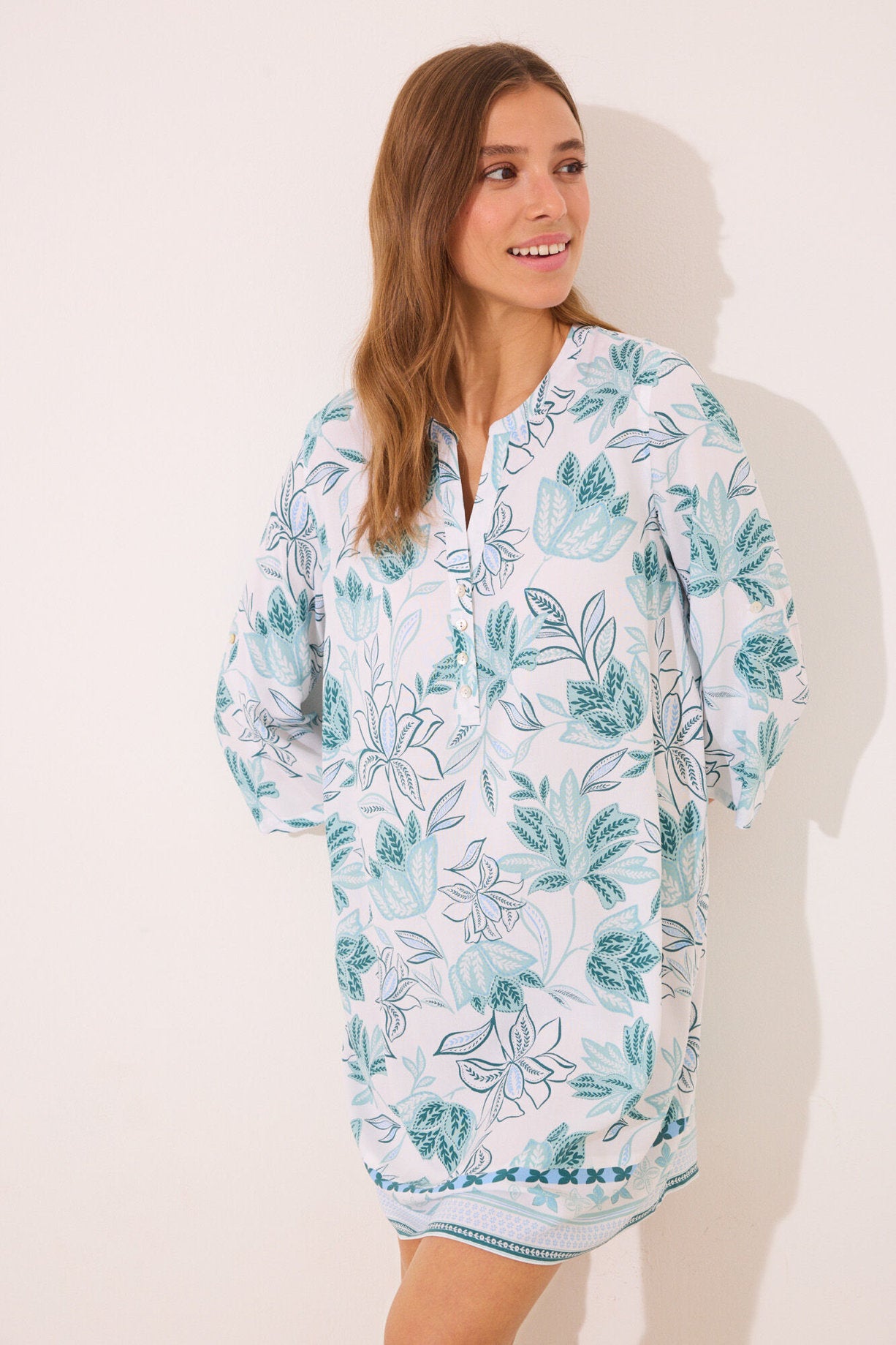 Women Secret_Viscose Camisole with Green Flowers_4369325_97_04