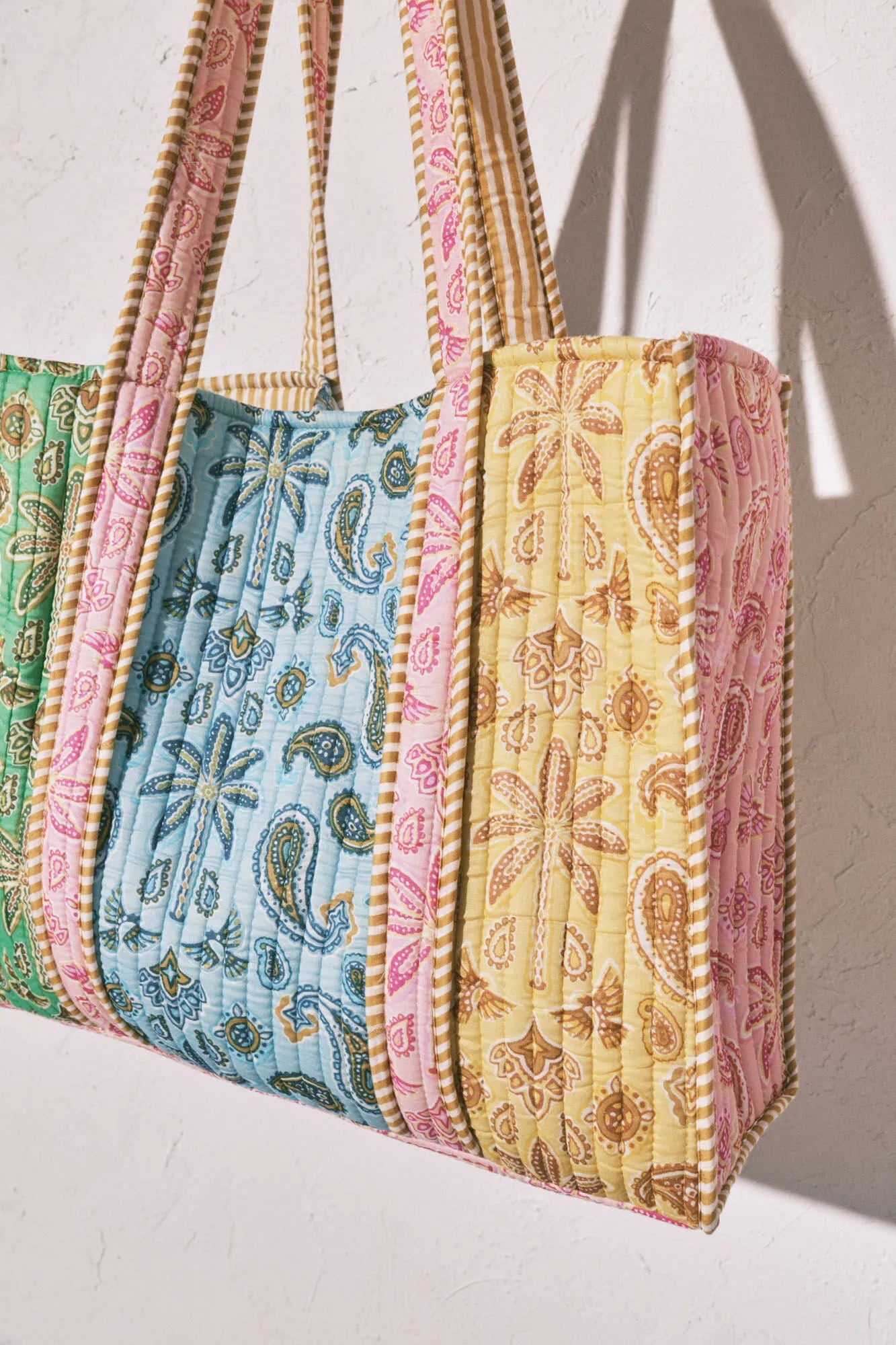 Women Secret Multicoloured Women Multicoloured Large Print Bag SKU: 4383150_98 Image 04