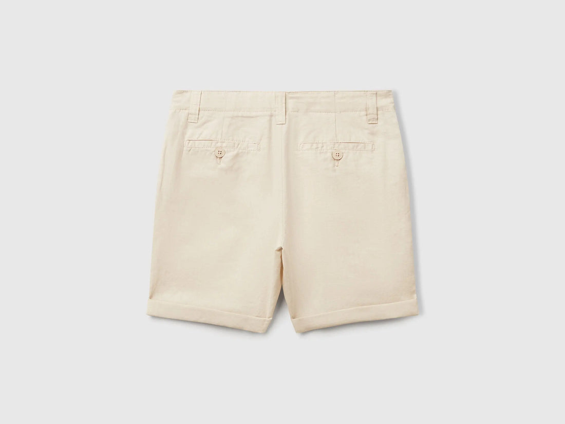 Benetton_Chino Bermudas in Pure Linen_43WBC901E_152_02